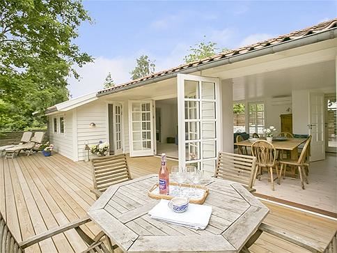 Lovely cottage close to the best beach
