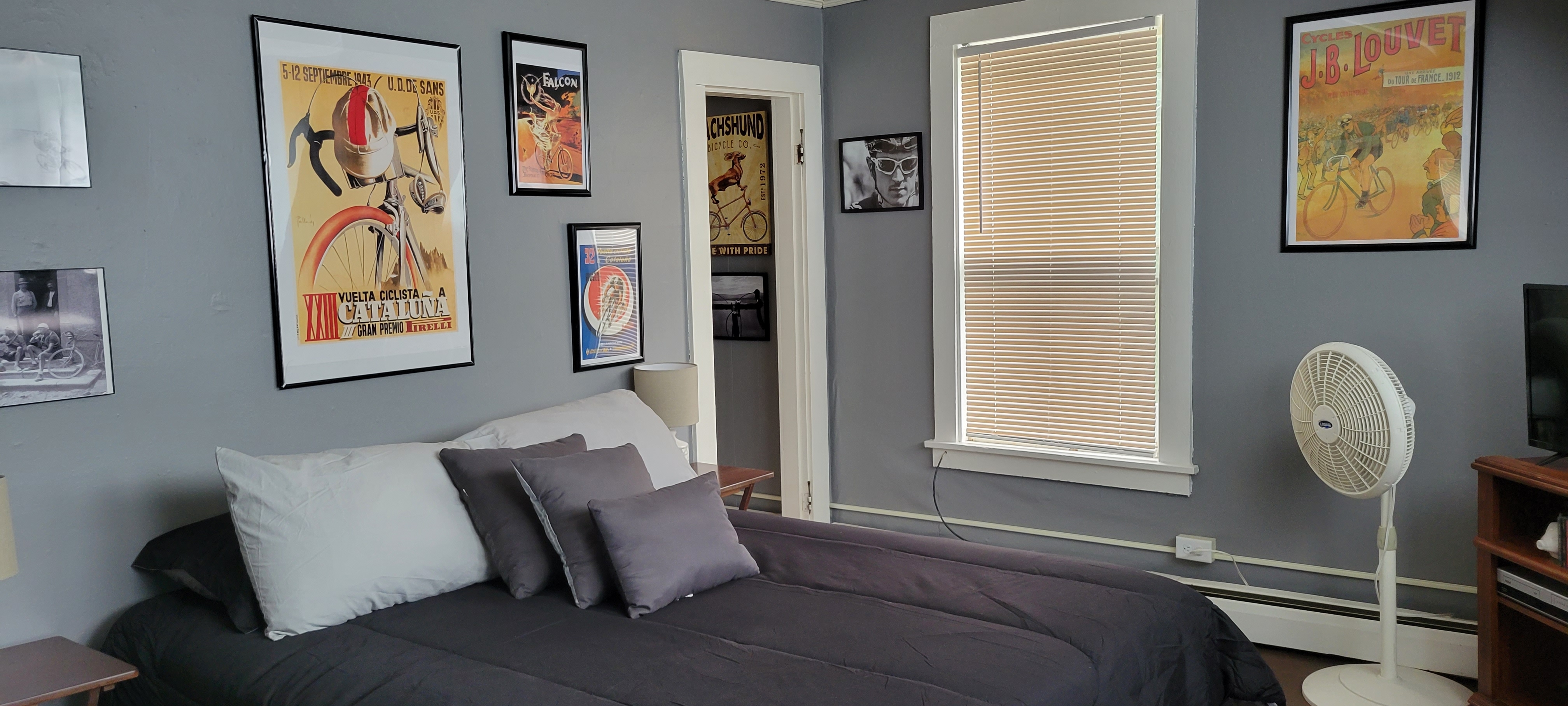 Complete one-bedroom apartment in Claremont!