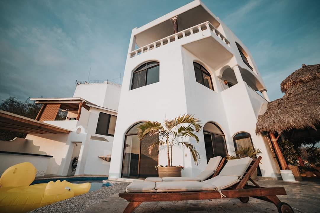 CASA ACUARIO Houses for Rent in Manzanillo, Colima, Mexico