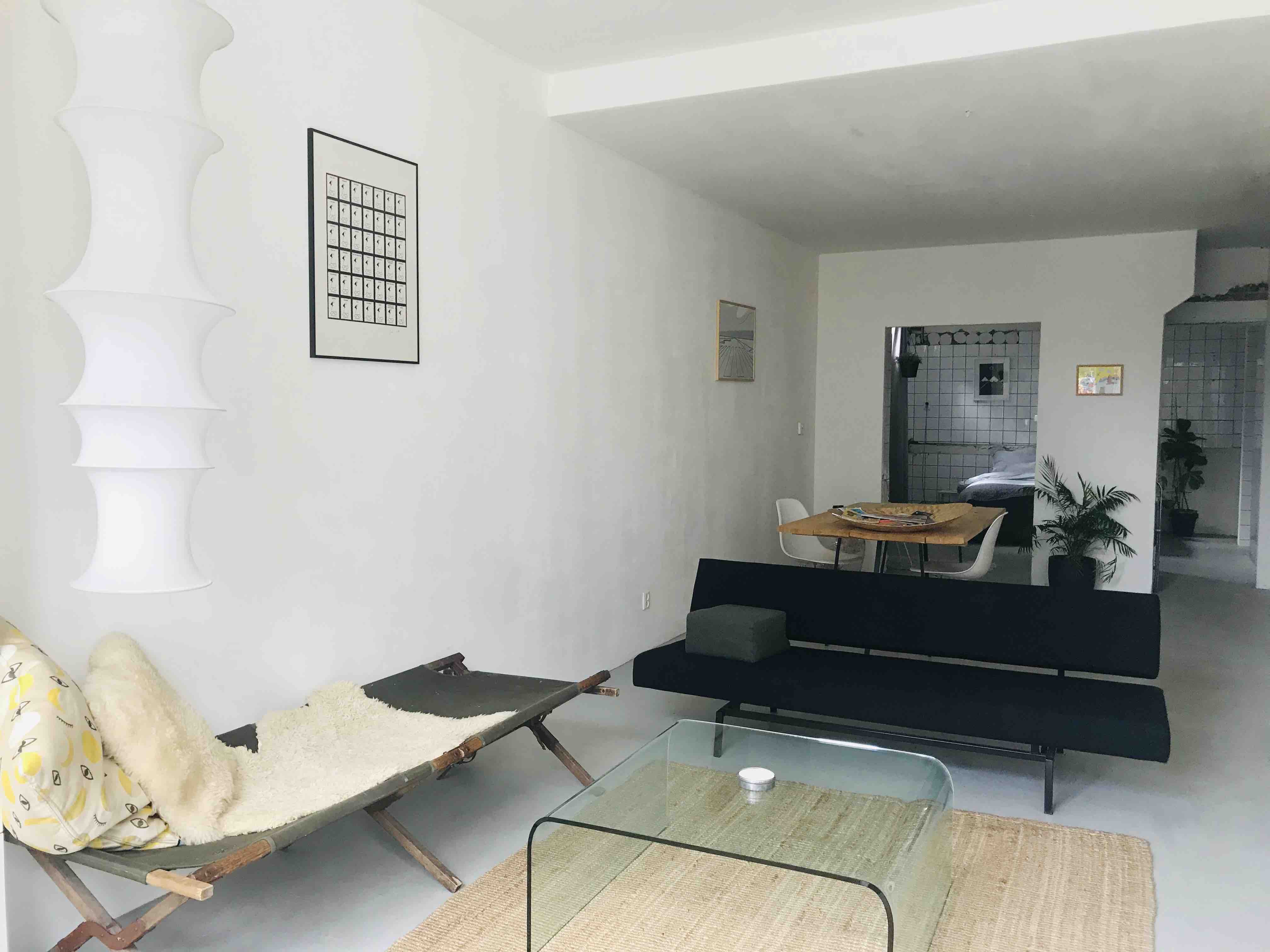 Stylish industrial loft near beach & city center — The Hague stay