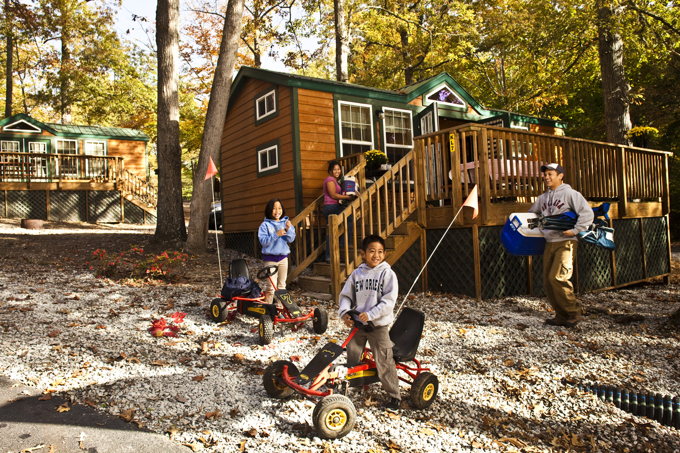 Pet Friendly Deluxe Cabin in Williamsburg, VA Cabins for Rent in