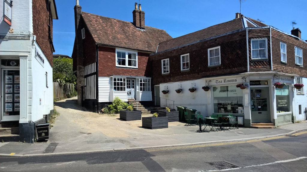 Former 16th Century Alehouse Houses for Rent in Cranbrook, Kent