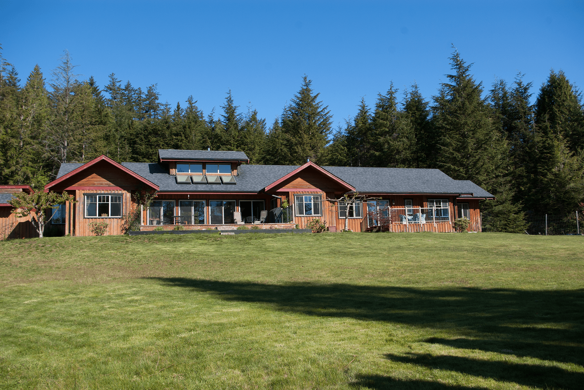 The BnB on Bowen Island Family Suite Guest suites for Rent in Bowen