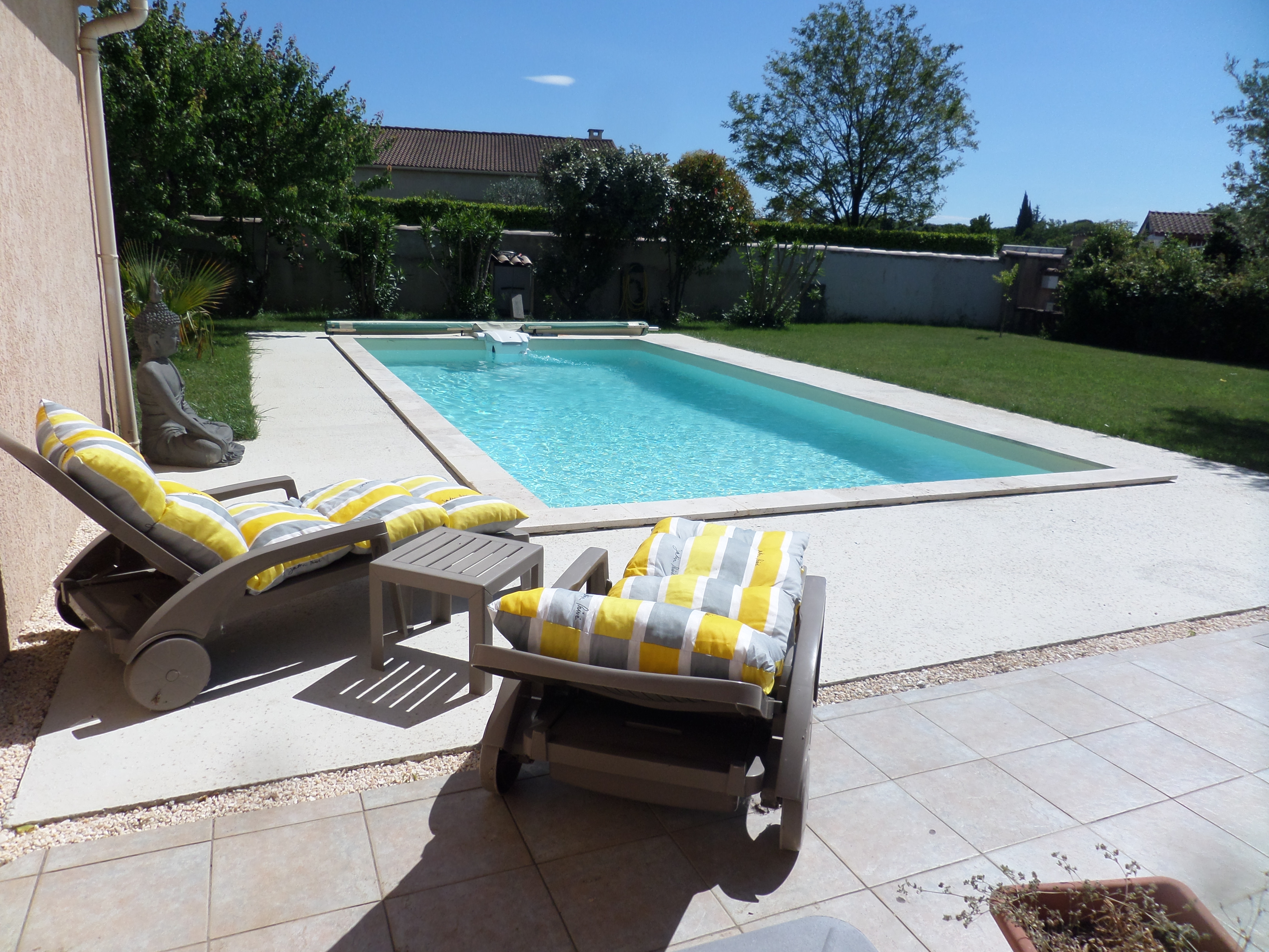 Independent Mazet with pool