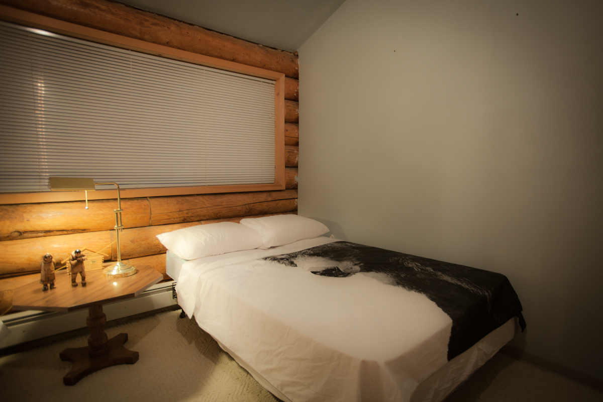 Big Eddy Lodge Spectacular Views, Giant House Cabins for Rent in