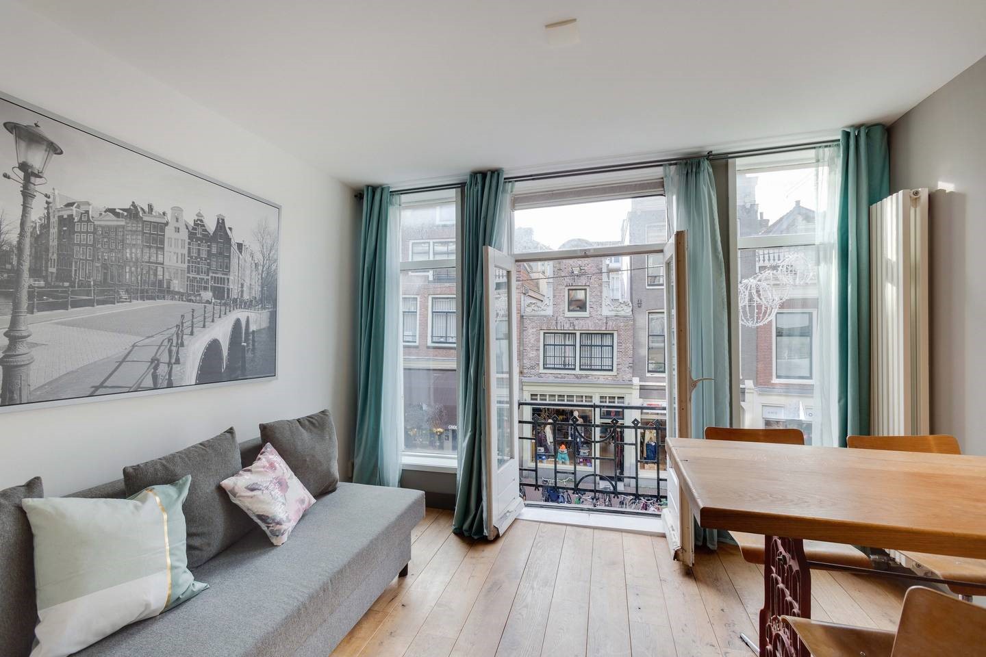 Unique & Lovely Flat on Charming Vibrant Street — Amsterdam stay