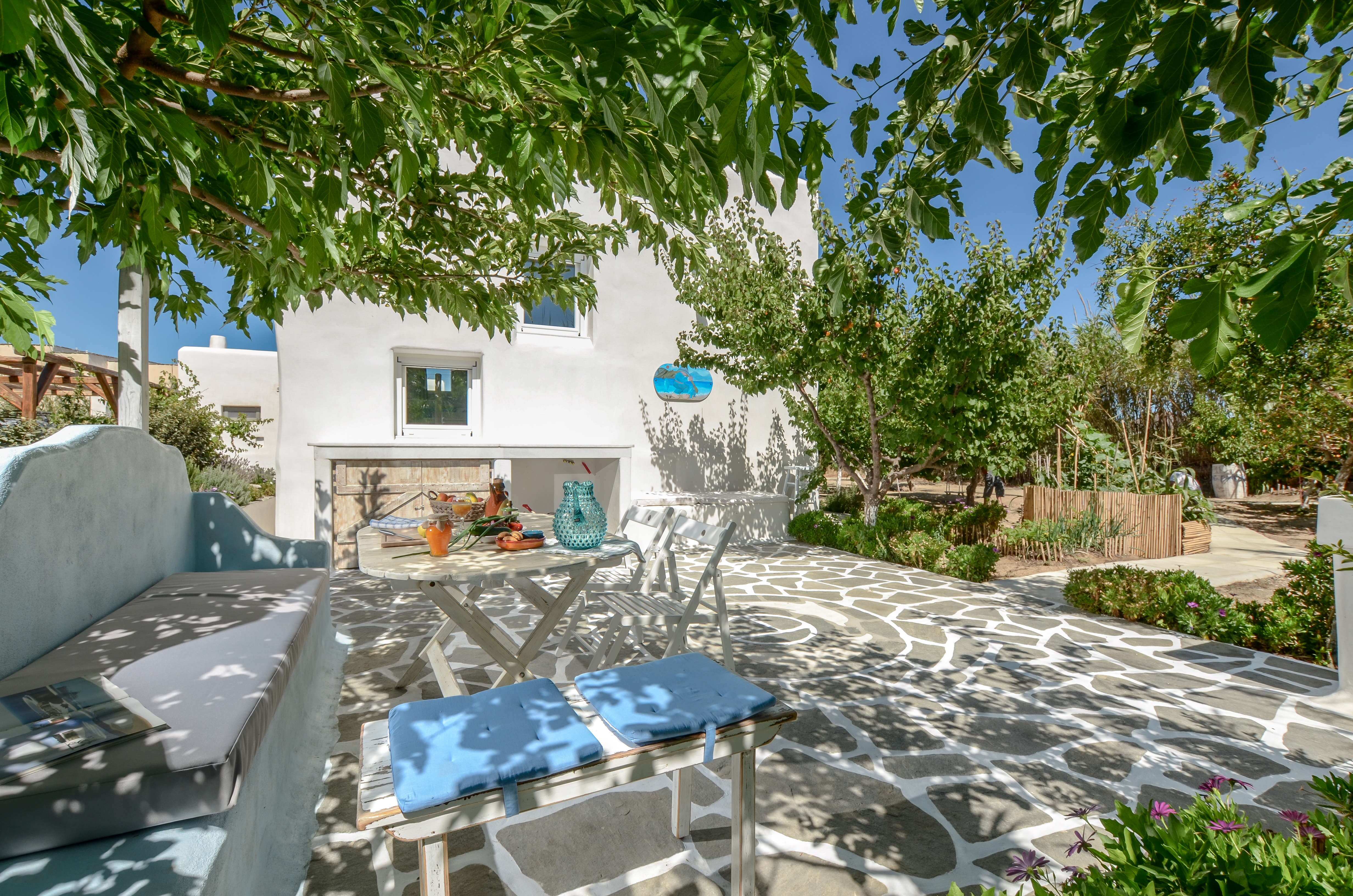 Saint Nicolas, 3 Bdrms, 2 min. from the beach
