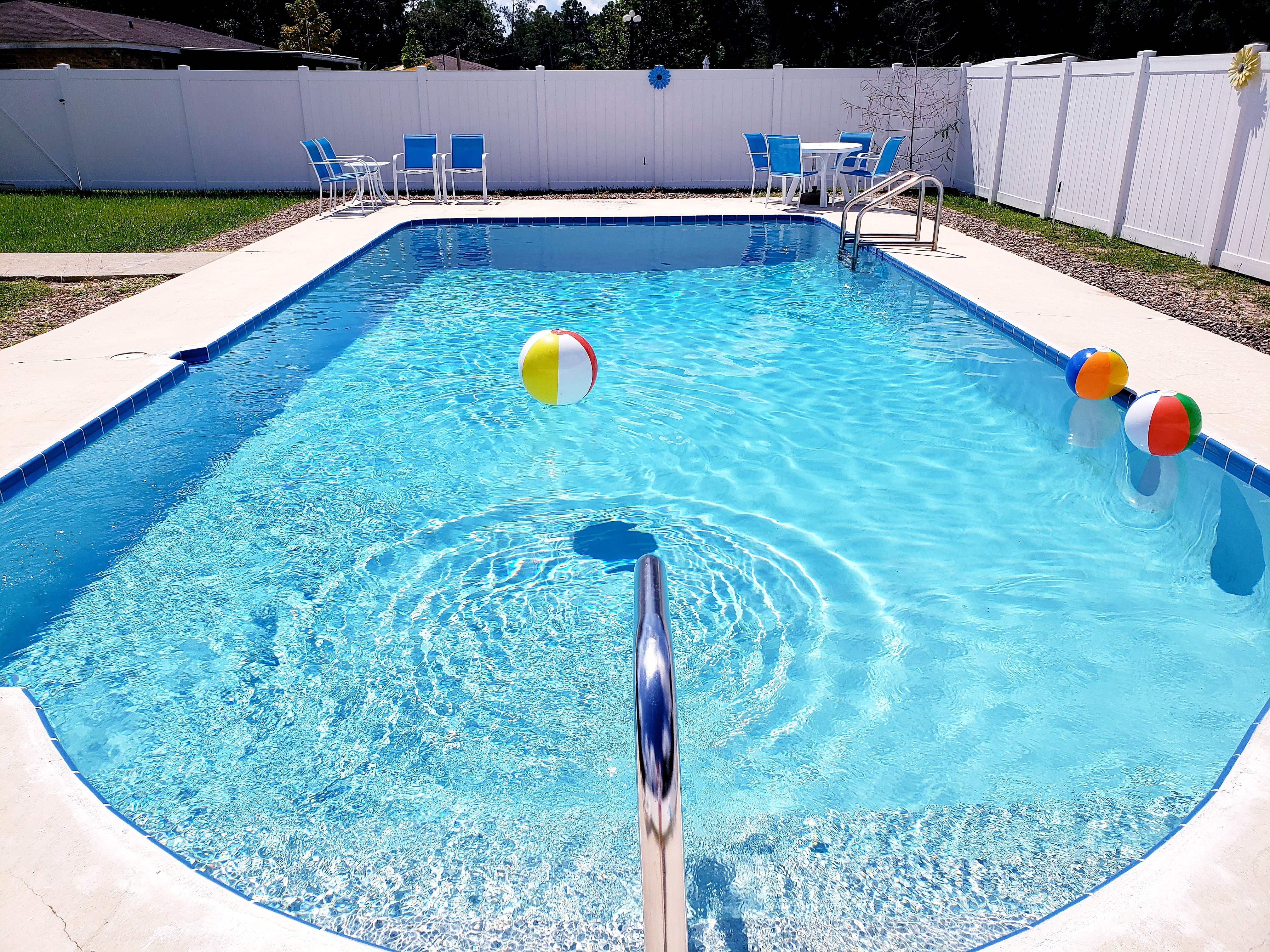Spacious House, Private Salt Pool, Near Downtown