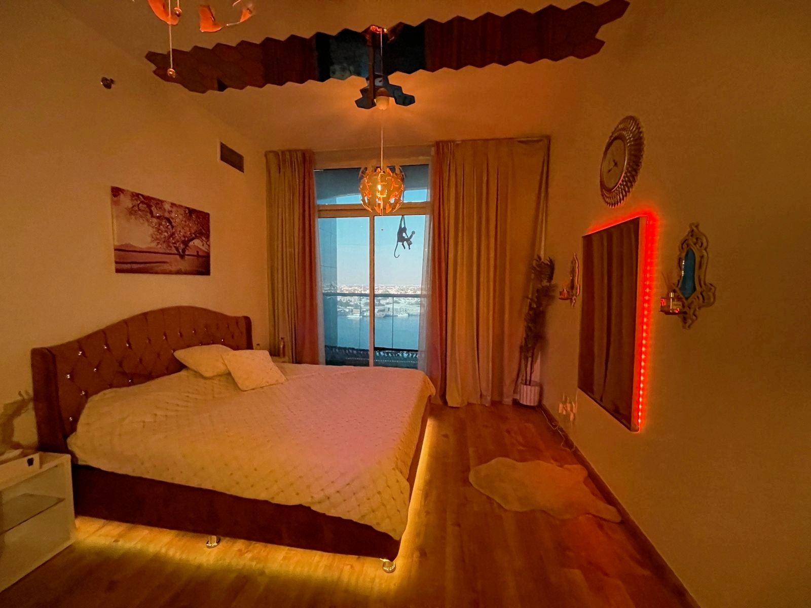 Creekview Luxury Apartment