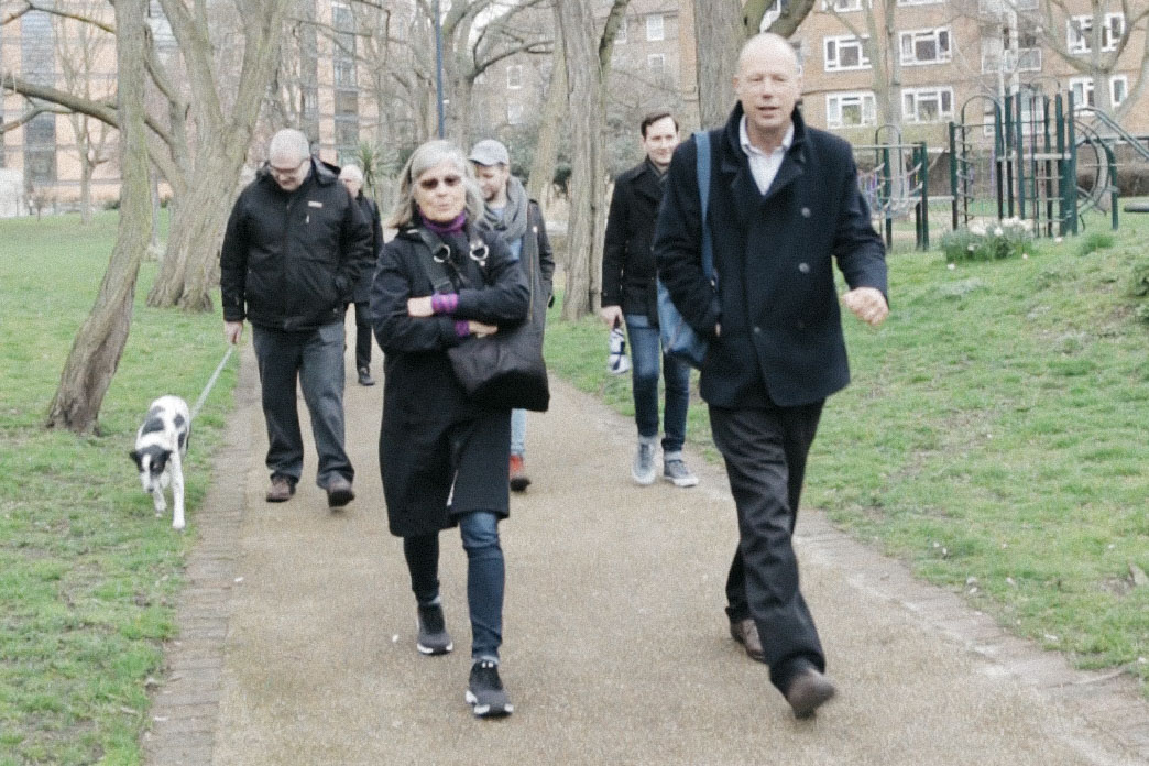 Discover hidden sites with a historian - Airbnb