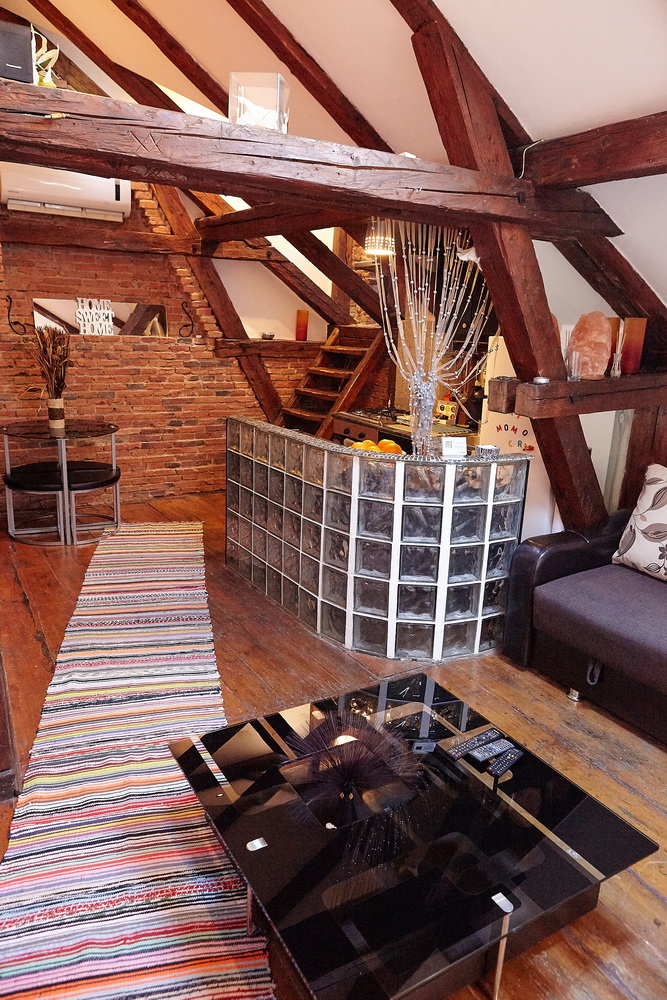 Vintage Apartment City Center Apartments for Rent in Brașov, Județul