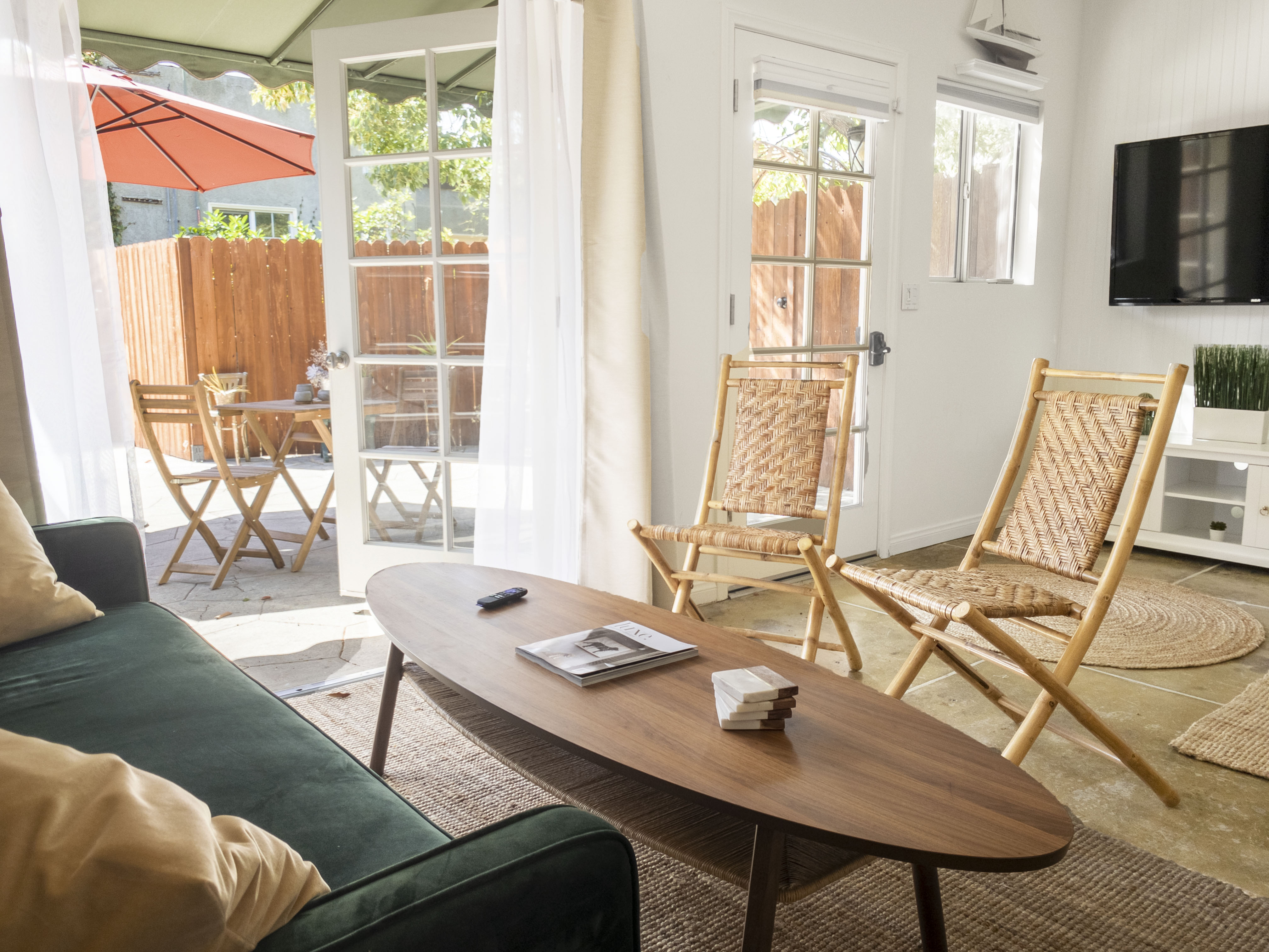 Relaxing Guest House With Private Garden Patio