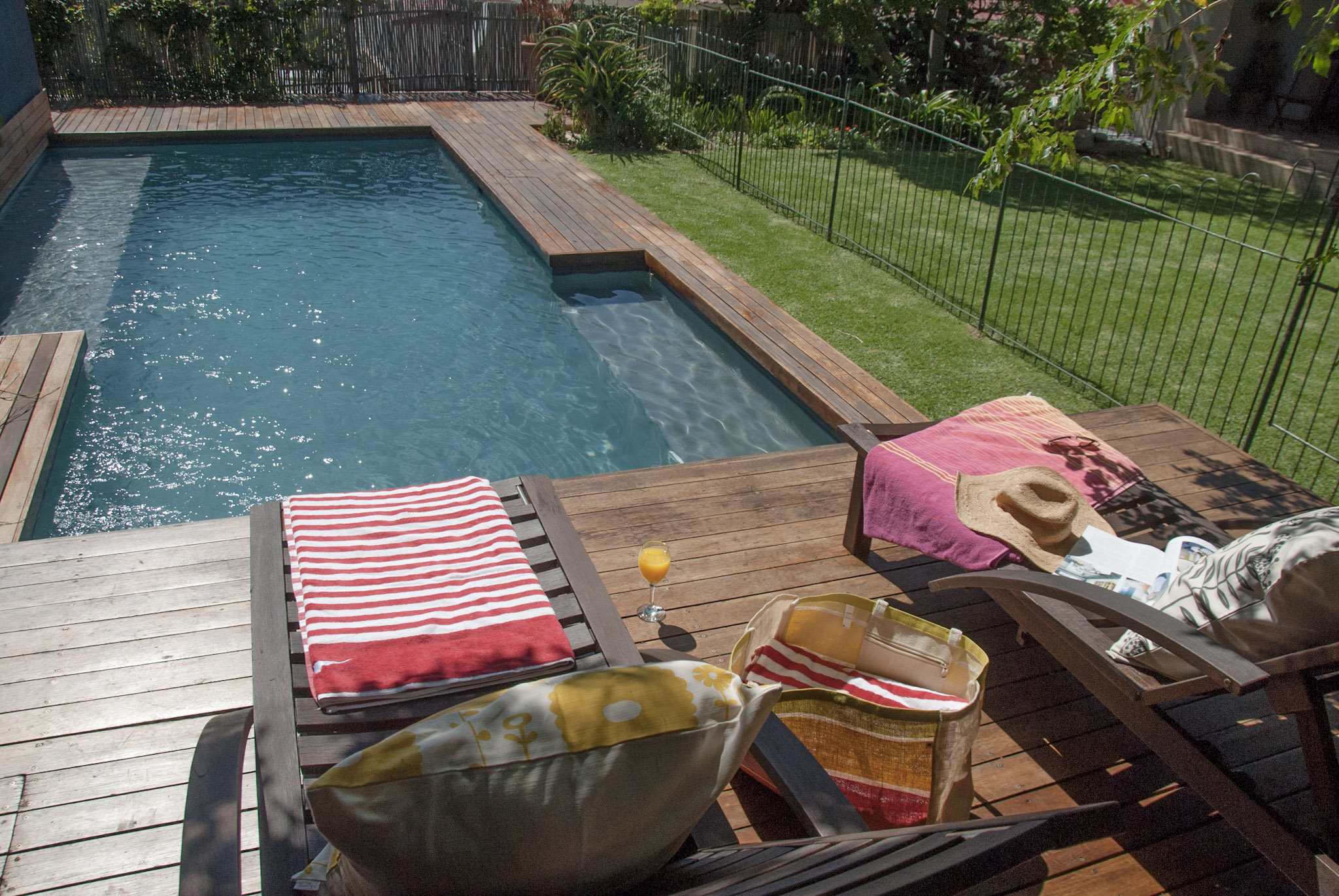 Stylish Green Point Villa - pool & Garden Retreat in Ward 115, Cape Town