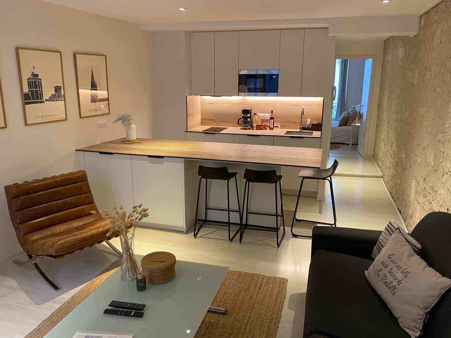 T2 apartment on the old harbor