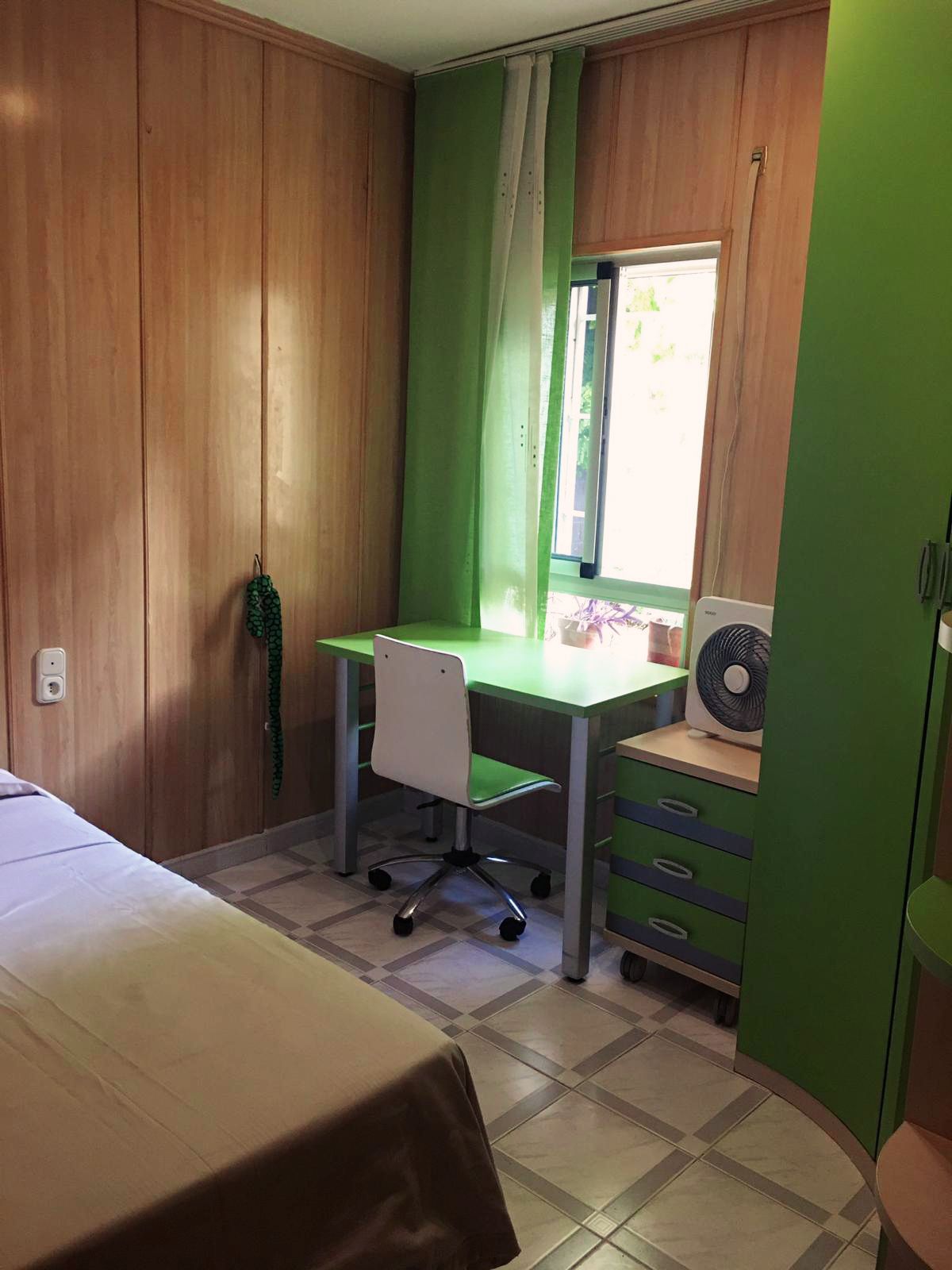 Casita Andaluza | Single Double Room - Apartments for Rent in Granada