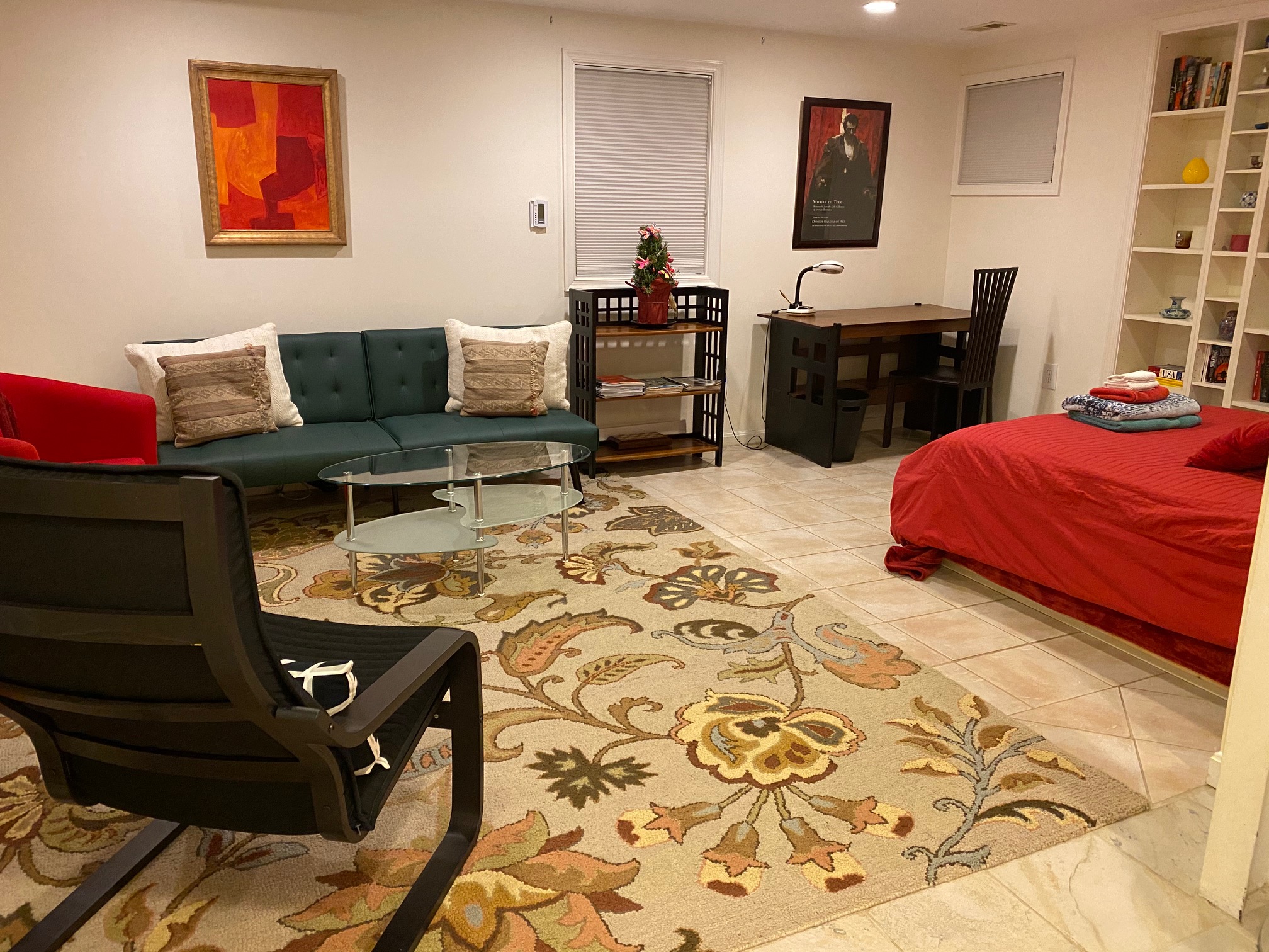 Near NIH, Naval, Suburban Hospitals Bethesda Apartments for Rent