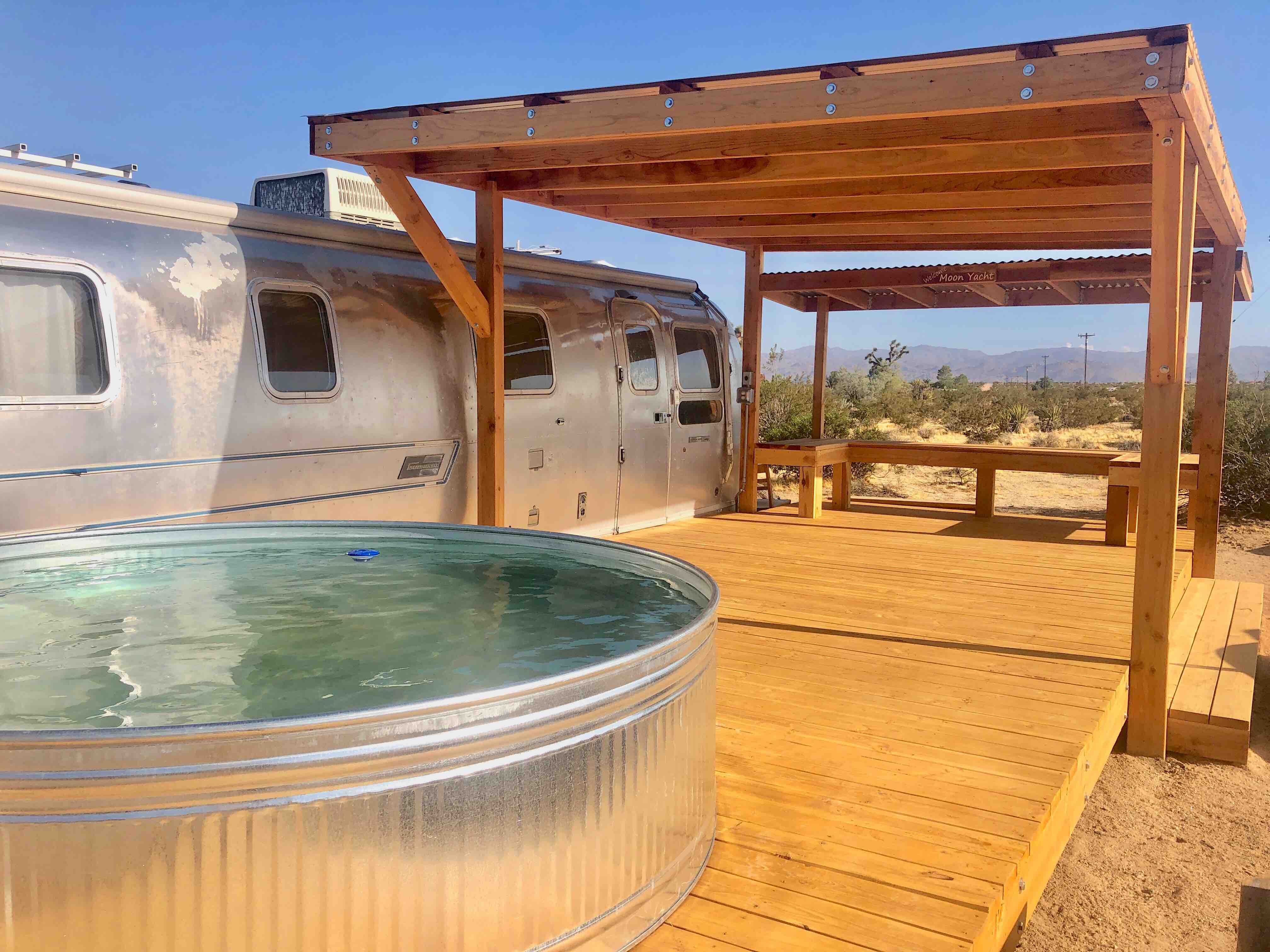 The Moon Yacht Campers/RVs for Rent in Joshua Tree, California