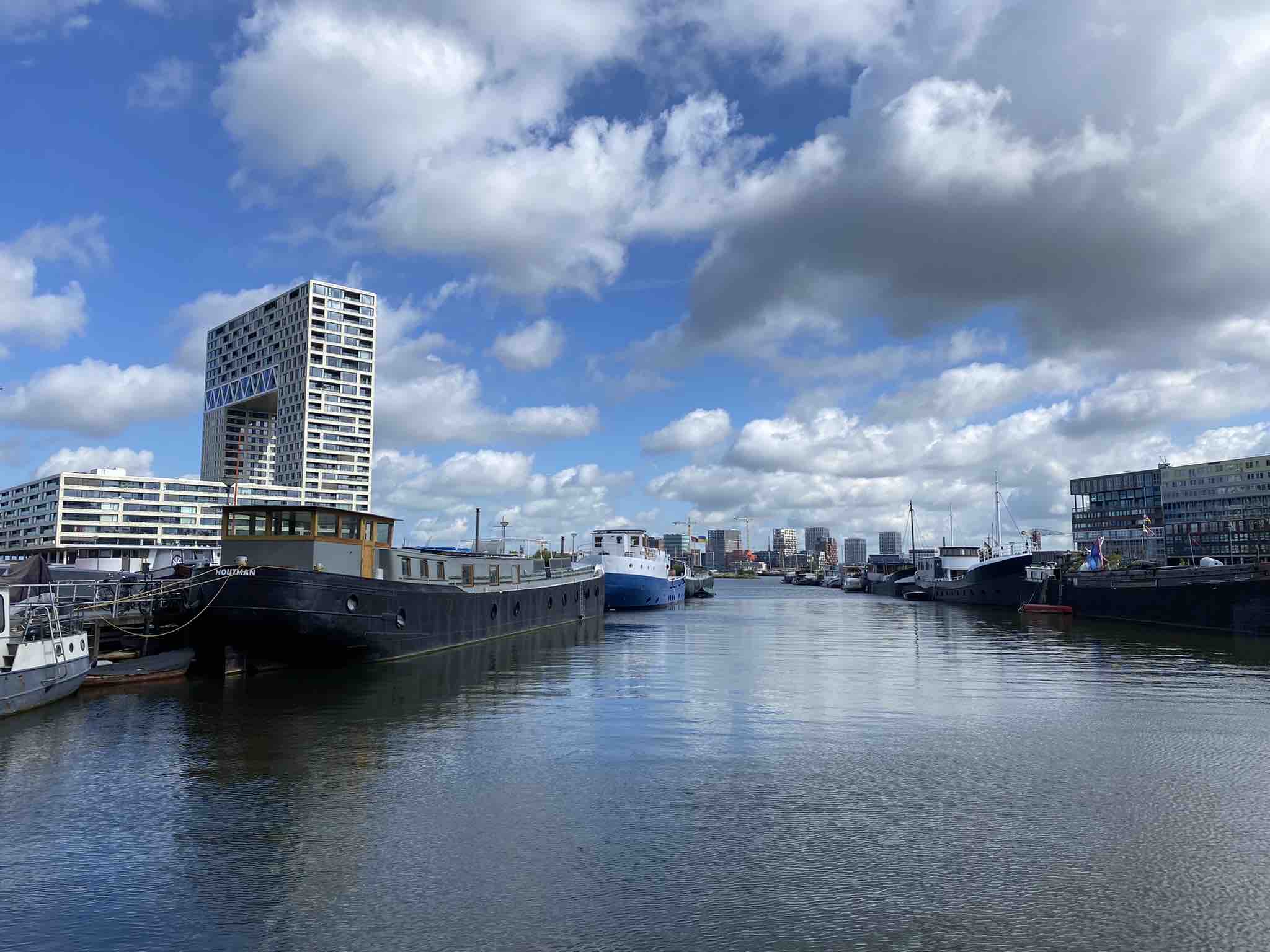 Amazing private studio on houseboat — Amsterdam stay
