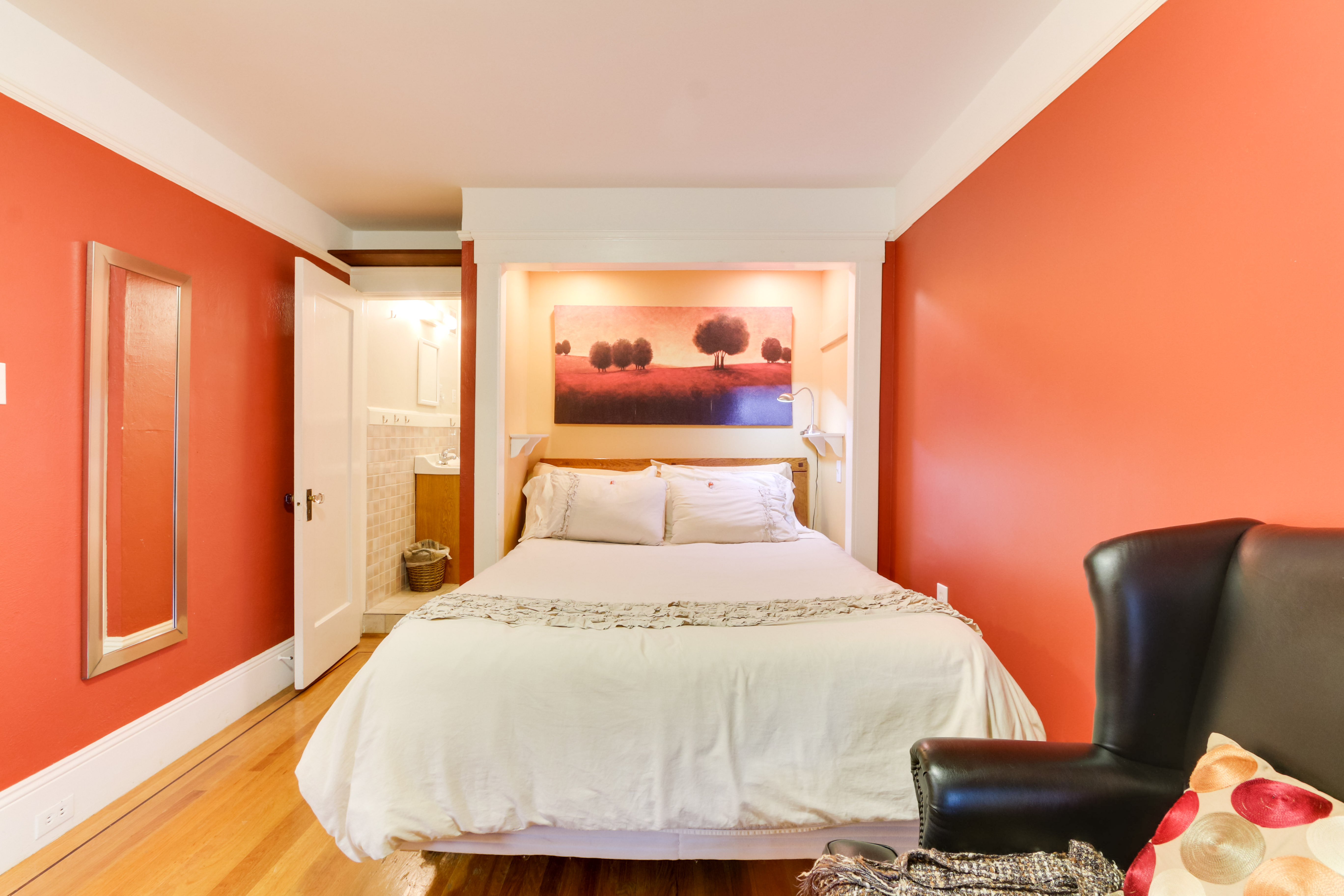 Cozy Noe Valley Studio