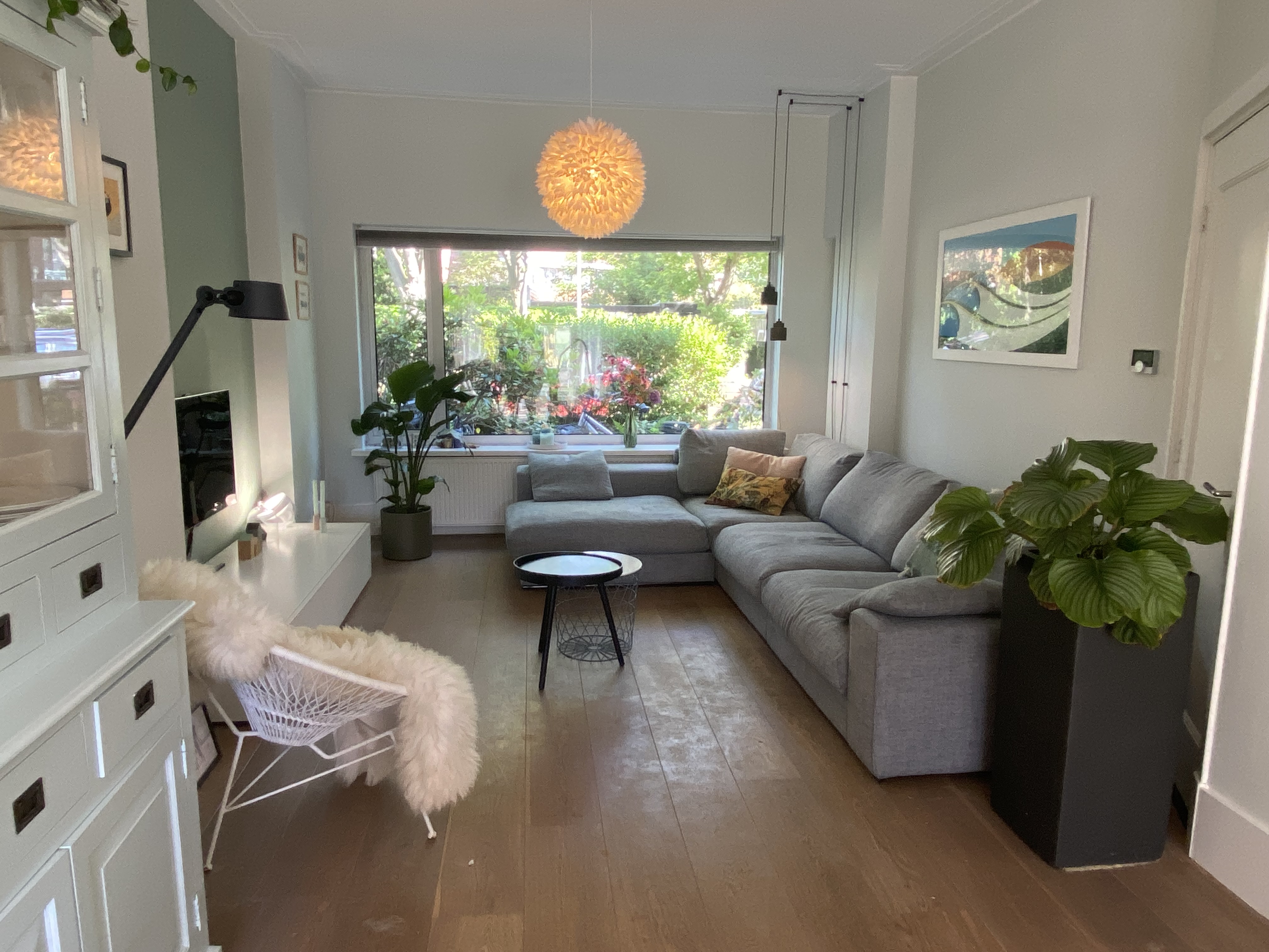 Nice spacious house very very close to the beach — The Hague stay