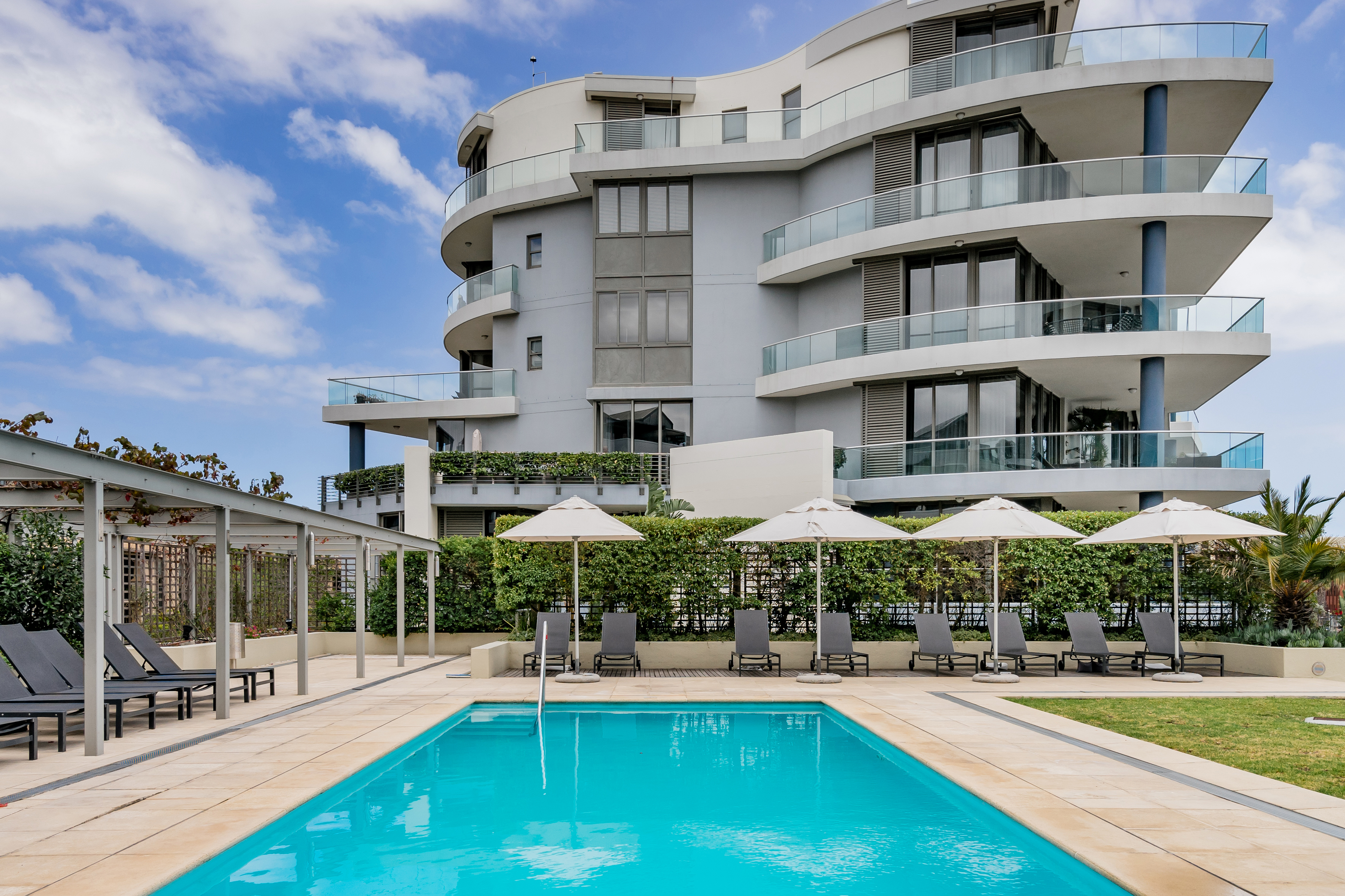 Idyllic V&A Waterfront Apartment