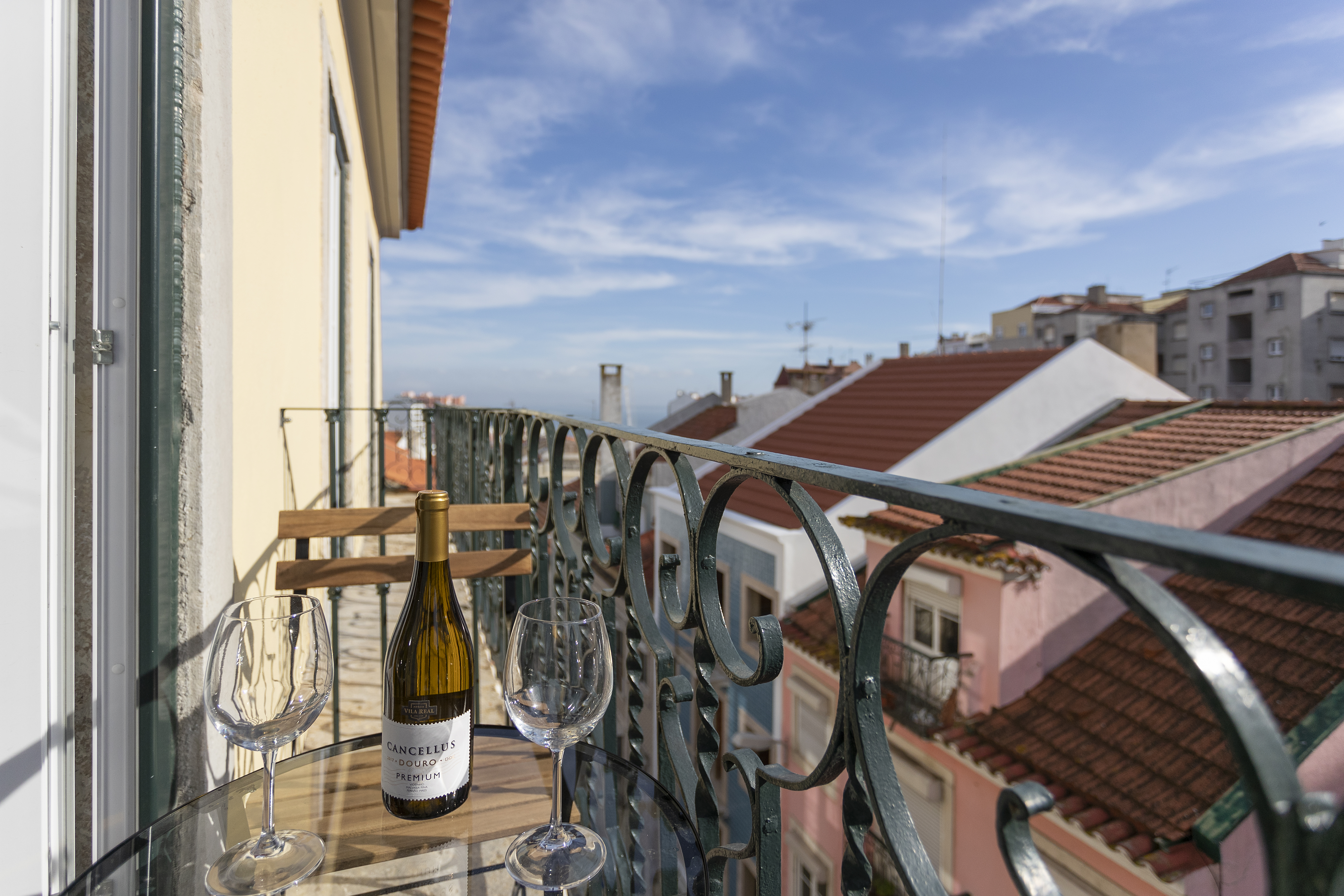 Tram 28 - Amazing Balcony & Tagus River Views 3B