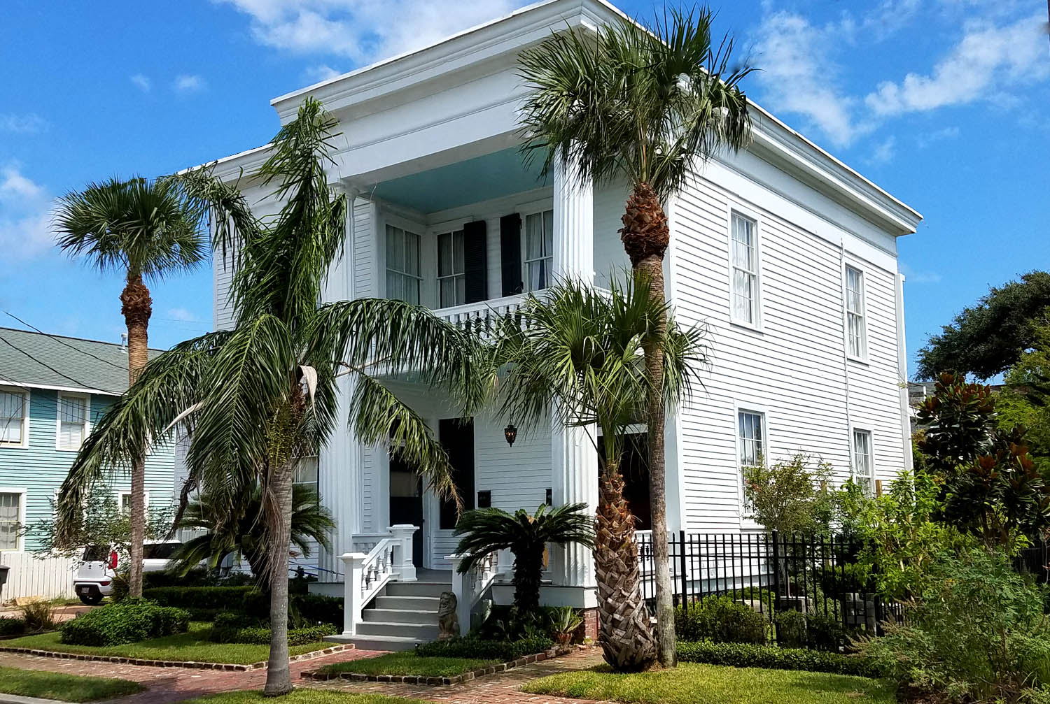 Historic 1847 Powhattan House Houses for Rent in Galveston, Texas