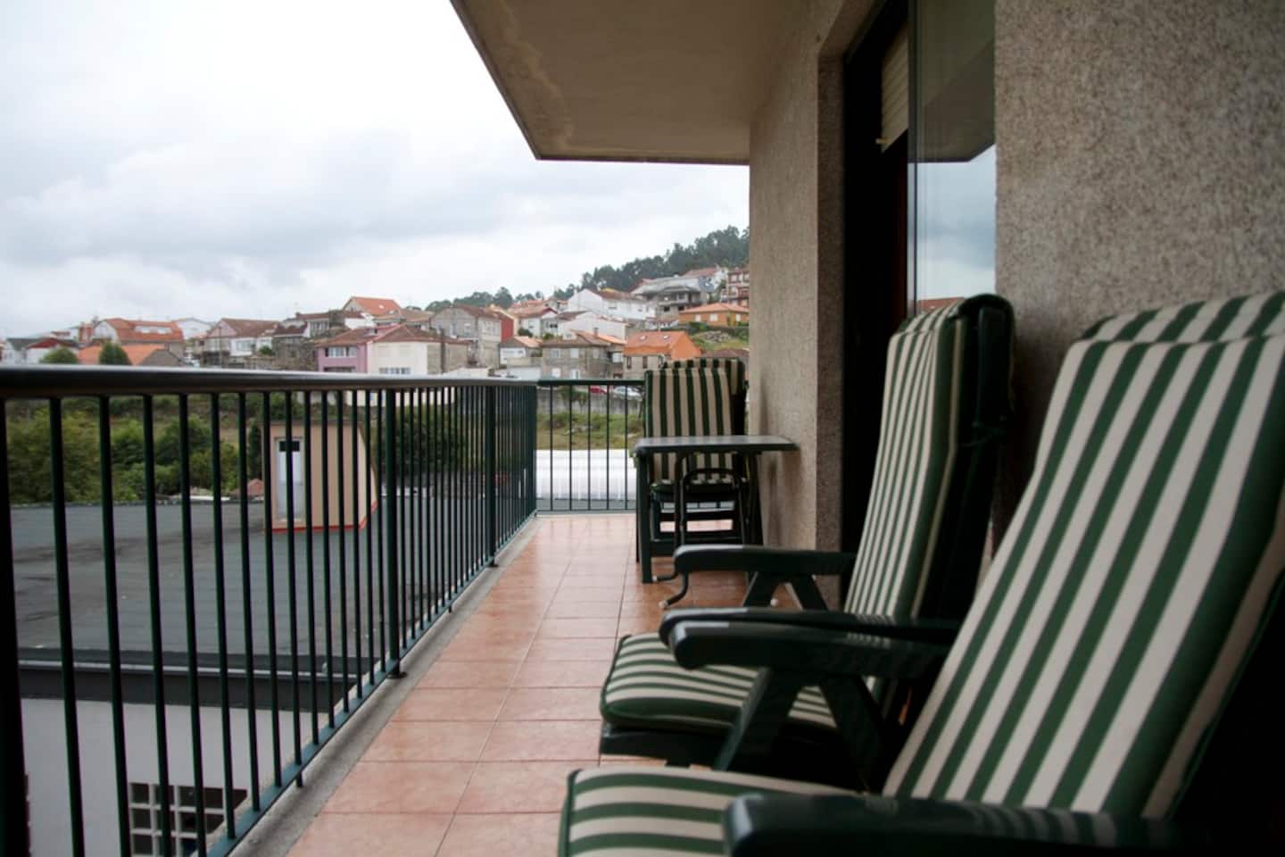 Family apt: Beach, patio, views, fully equipped