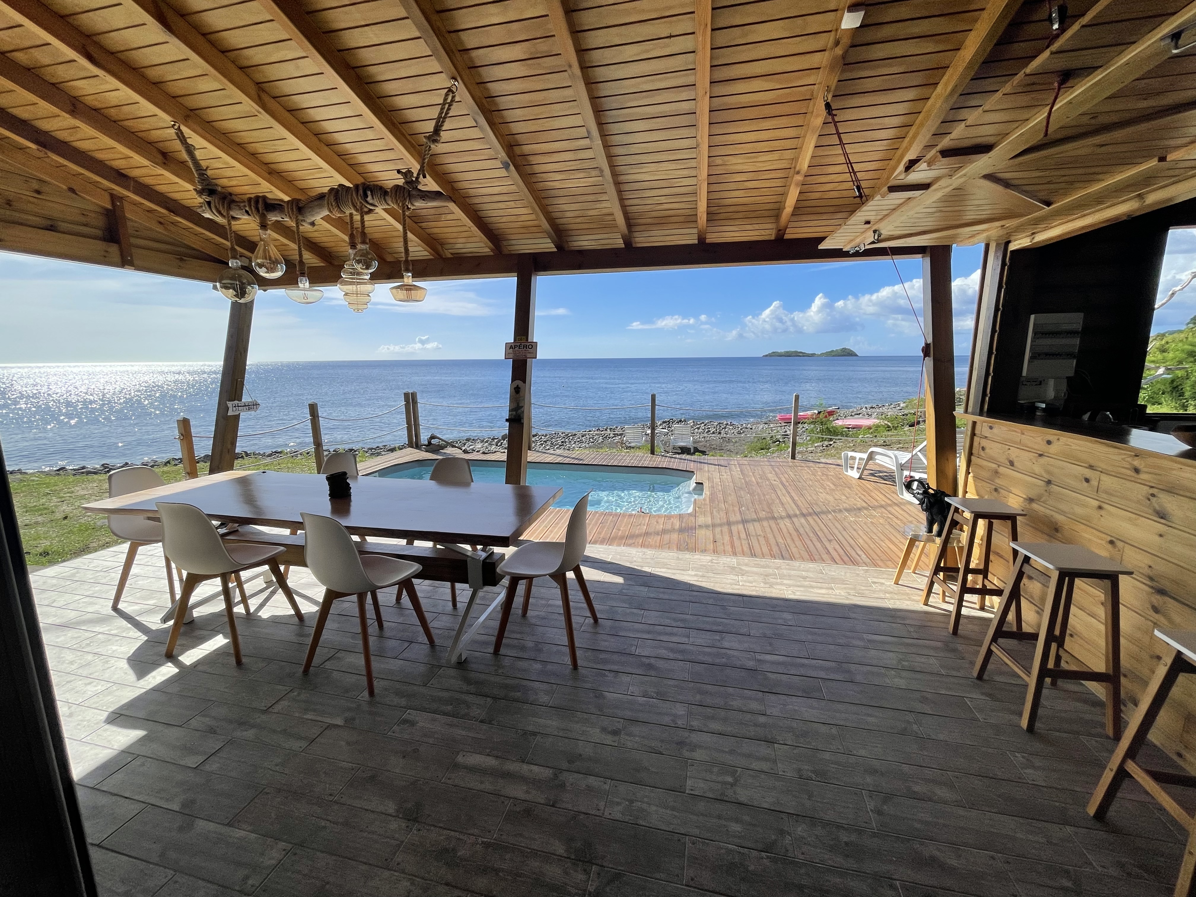 Le Meloi cozy cottage with pool and beach