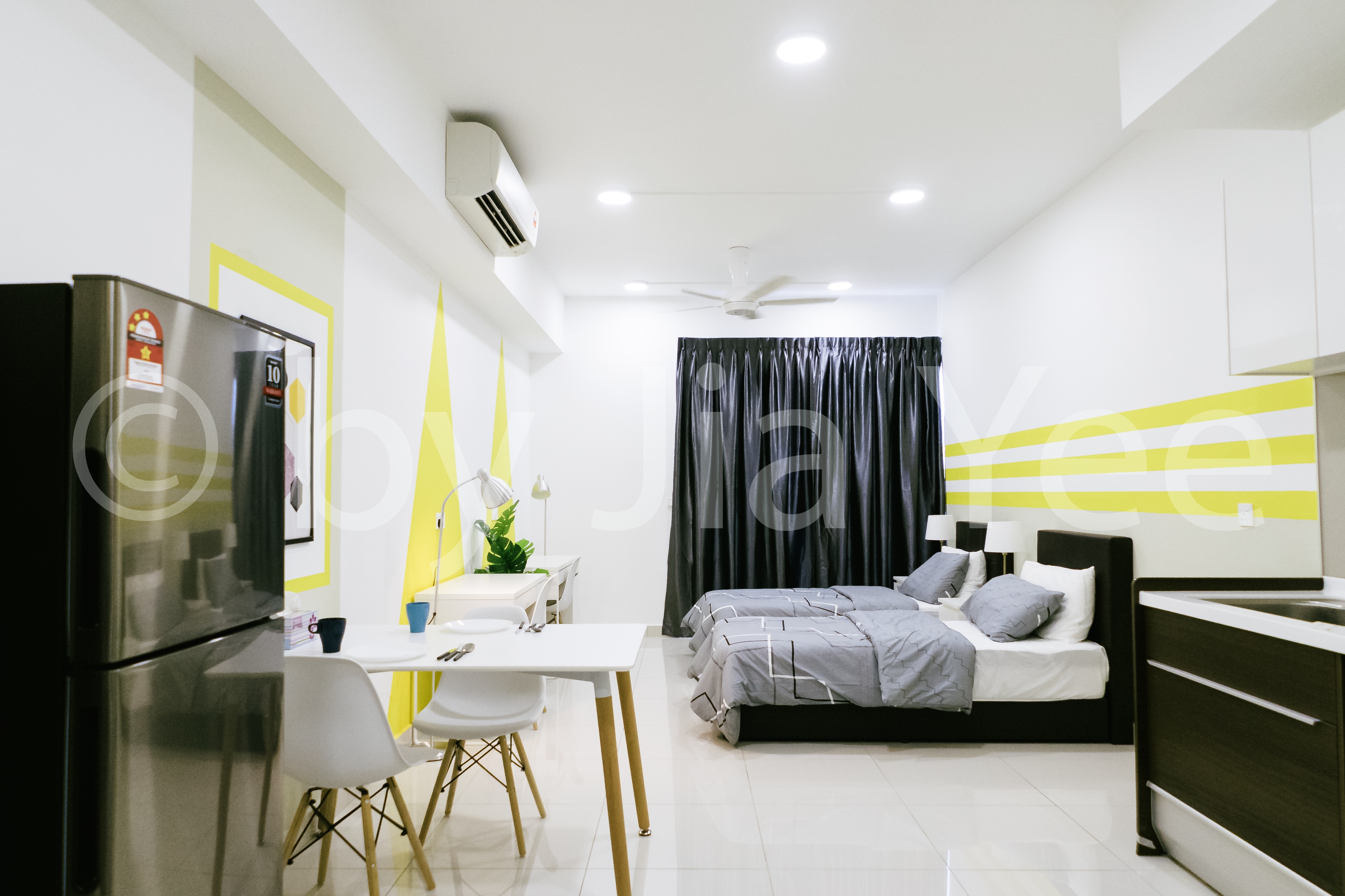 Long Stay ~ just grab your suitcase °MRT Station°