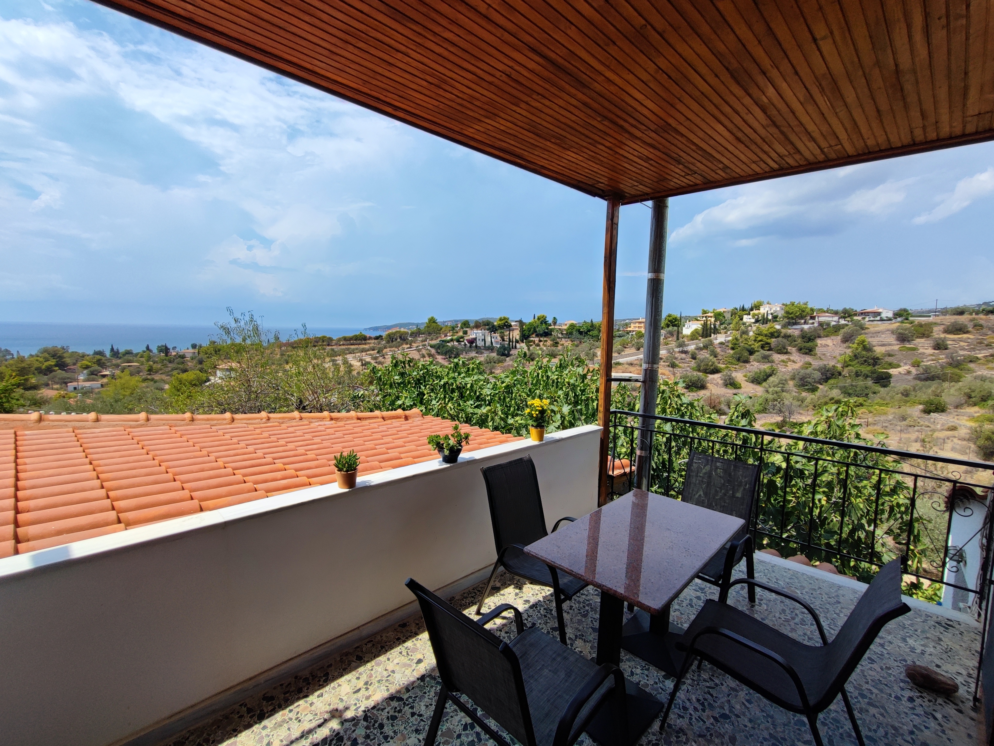 THOMAS VIEW
Country house with seaview