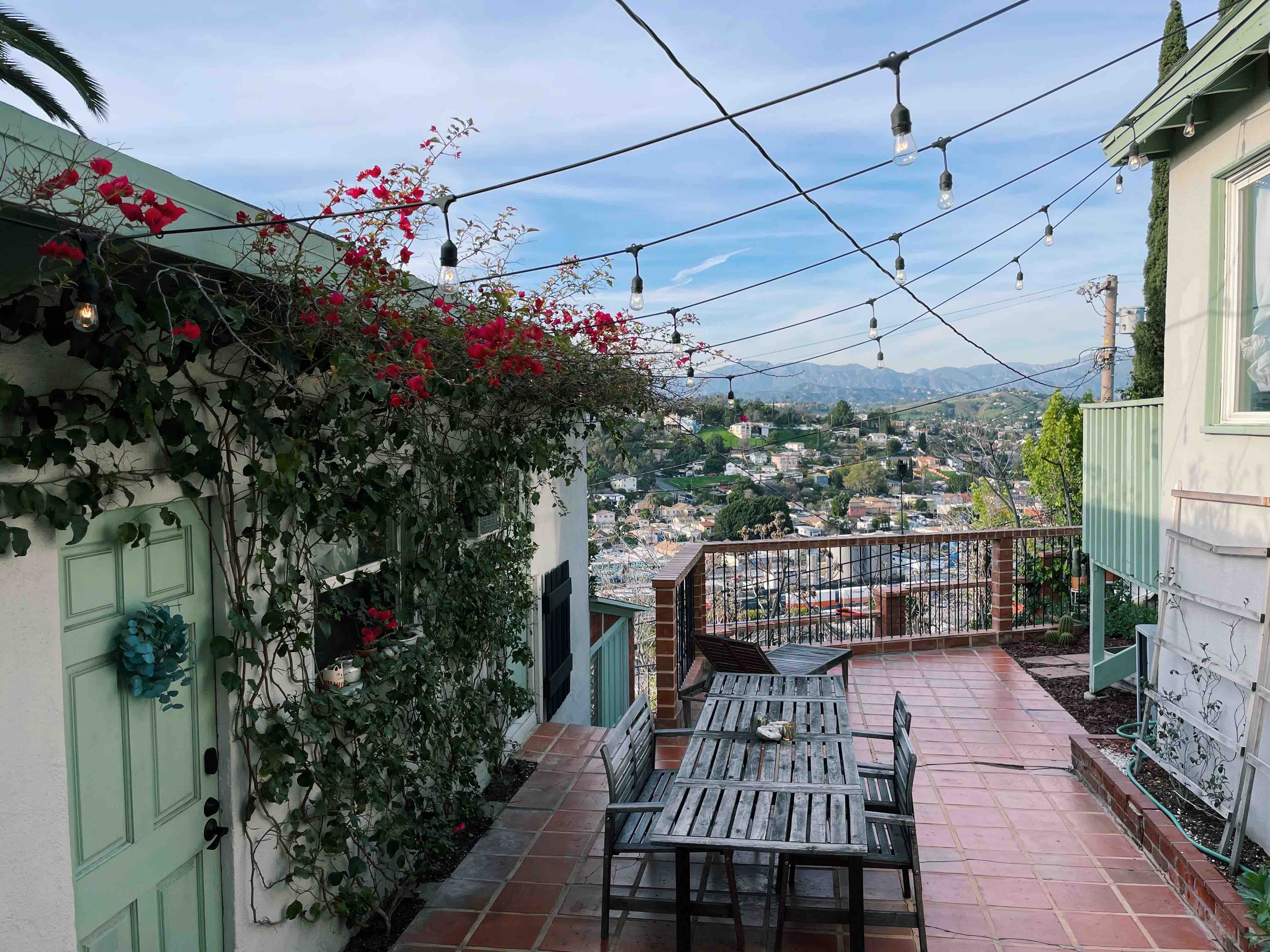 Dreamy Hillside Studio 8 minutes from DTLA