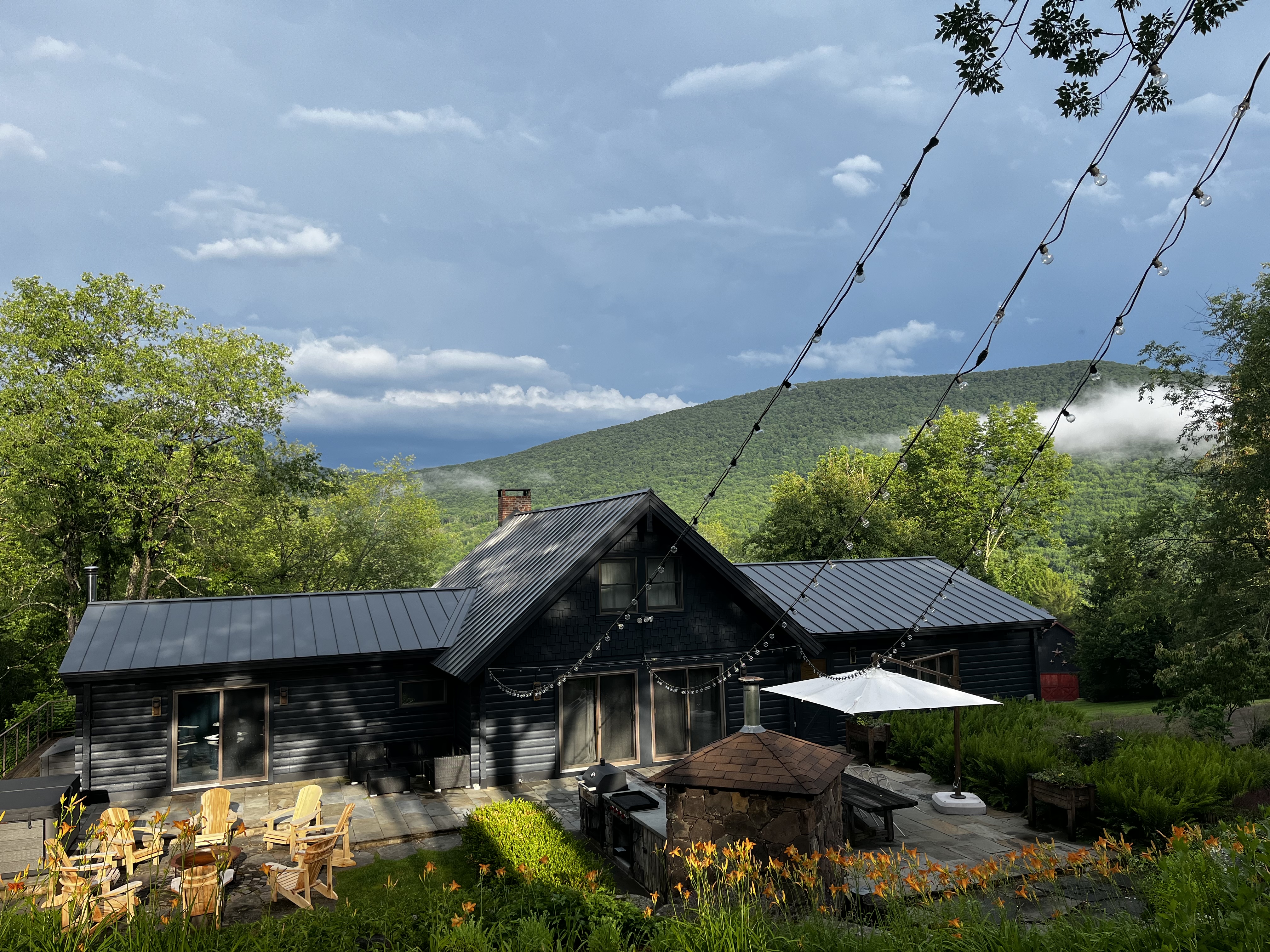 Ski & snowboard, then pizza, hot tub & fire pit.
