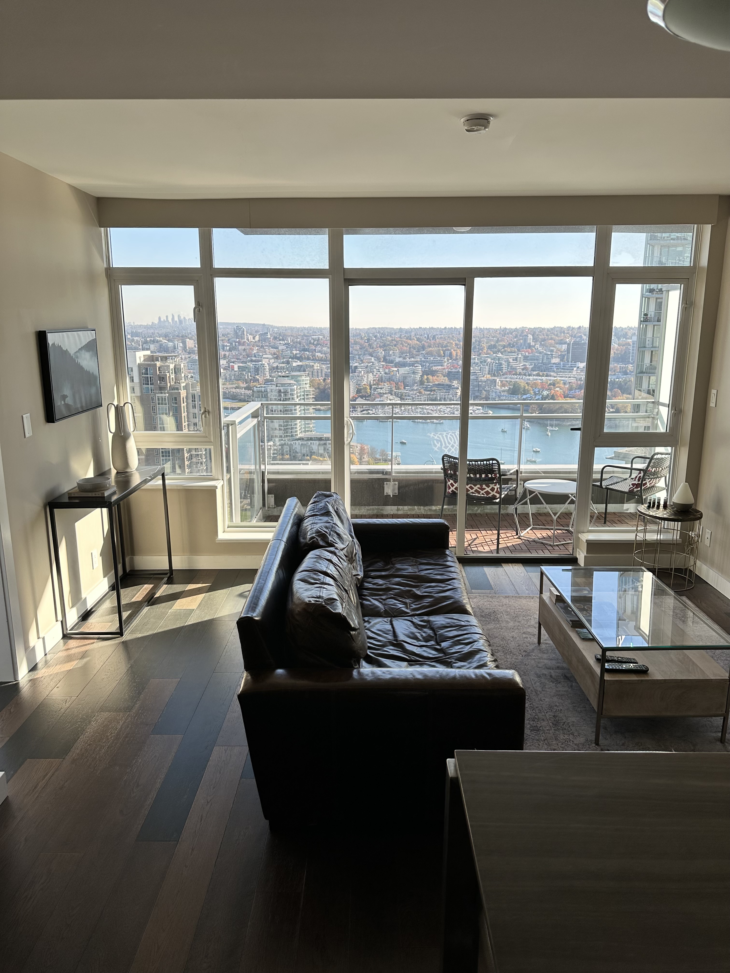 Spectacular Downtown Yaletown Condo - Luxury