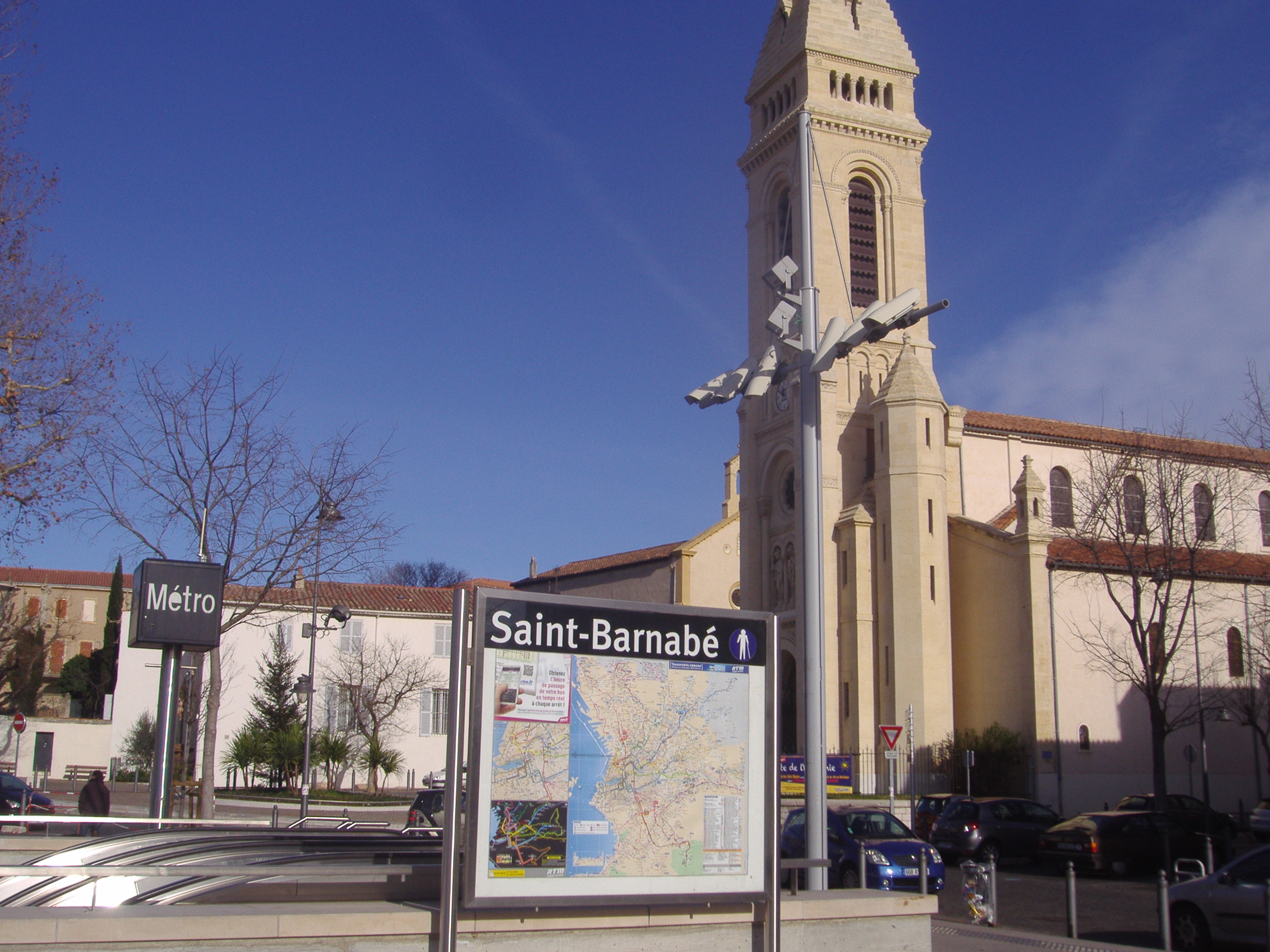 Location Rez De Jardin Marseille 13012