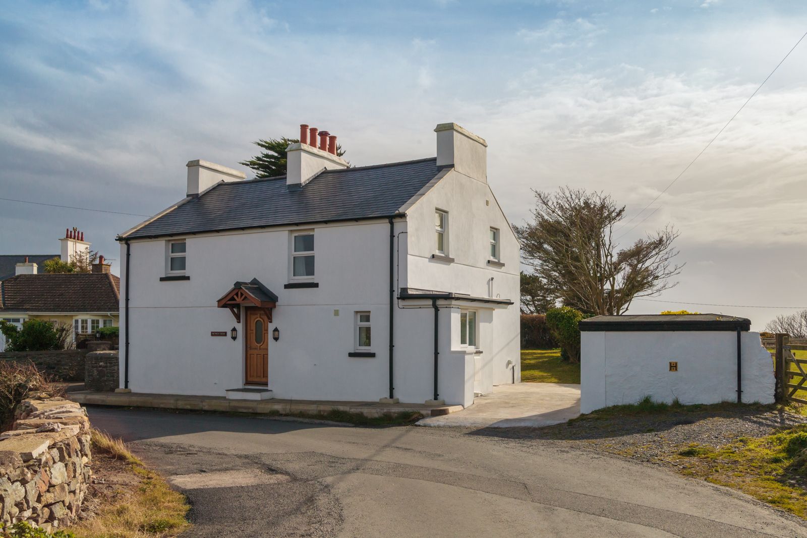 The White House Houses for Rent in Port St Mary, Isle of Man, Isle of Man
