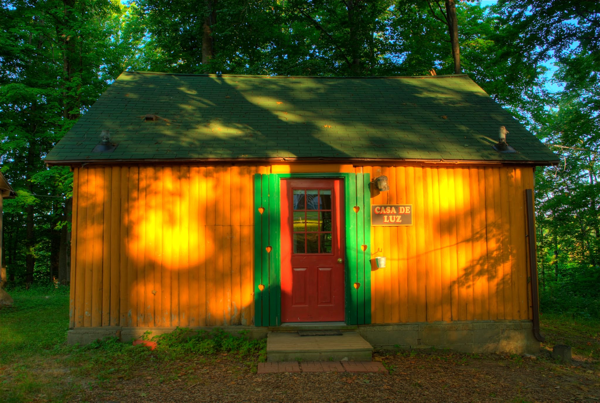 Casa De Luz with Lake & Trails