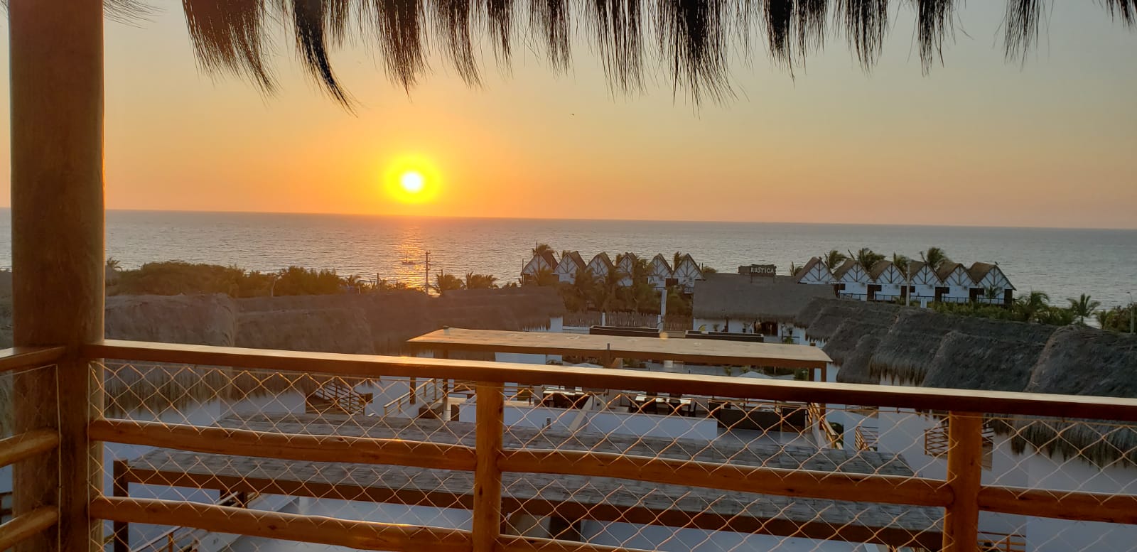 Vichayito  Sunset View Apartment