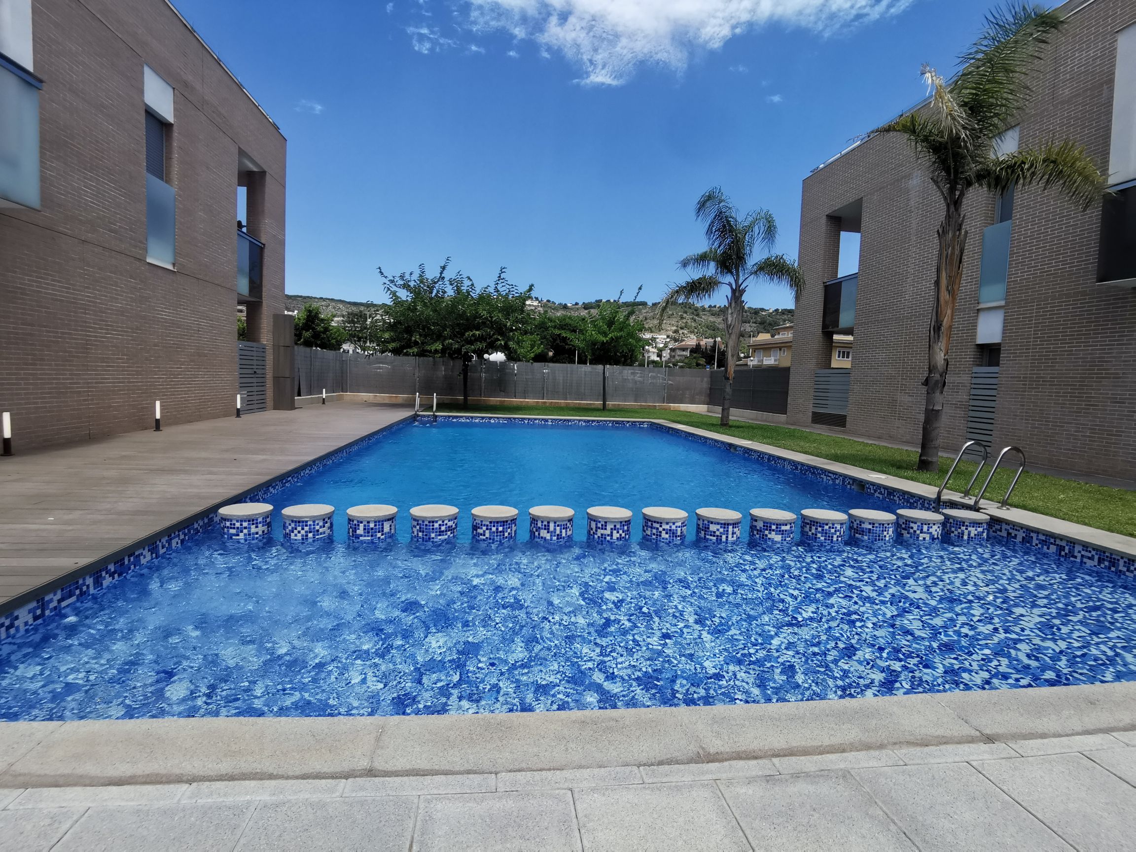 Beautiful Montgó View Floor with Pool