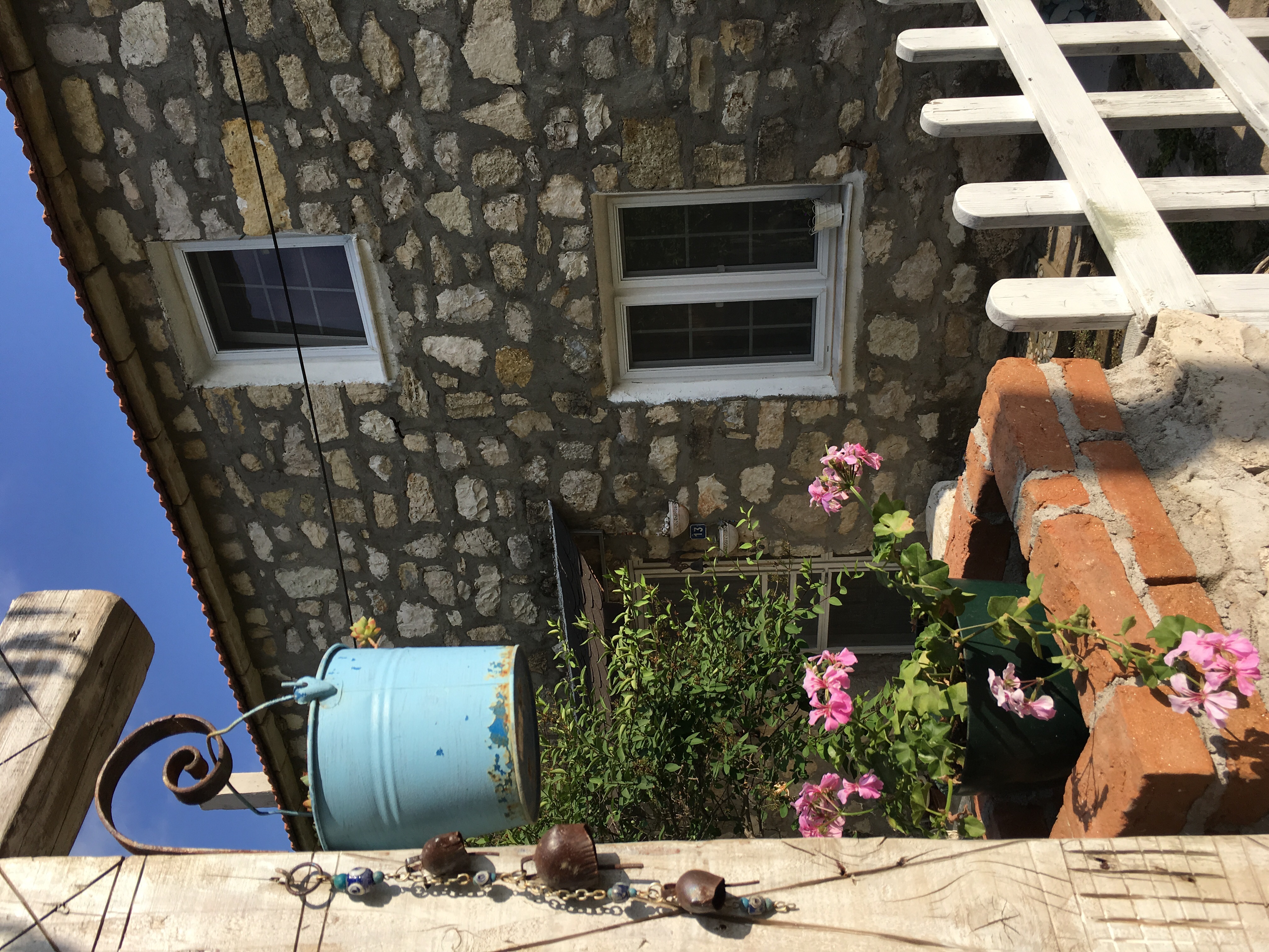 Quiet holiday in mountain village close to nature