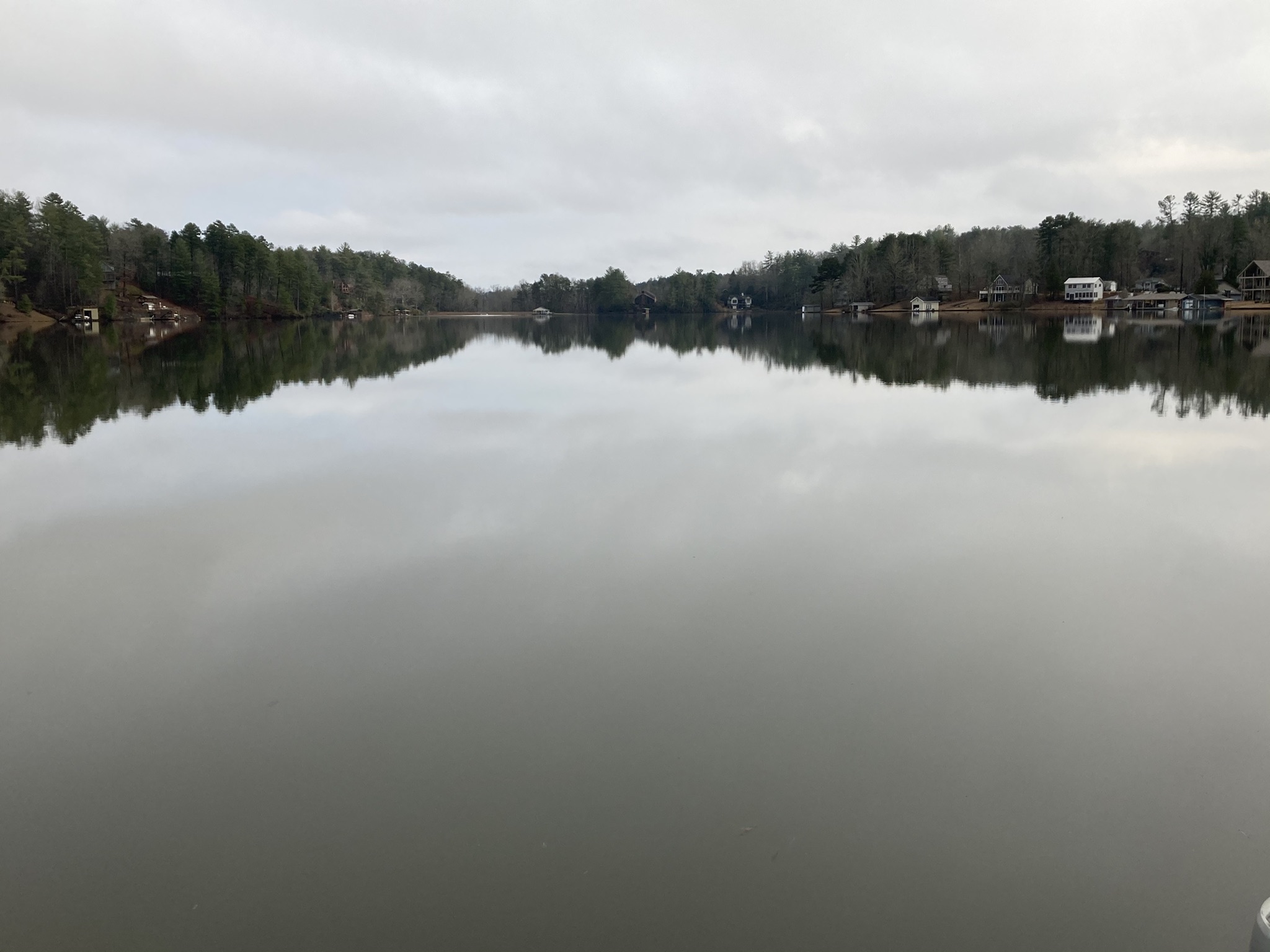 Quiet cottage on beautiful lake Cherokee Cottages for Rent in