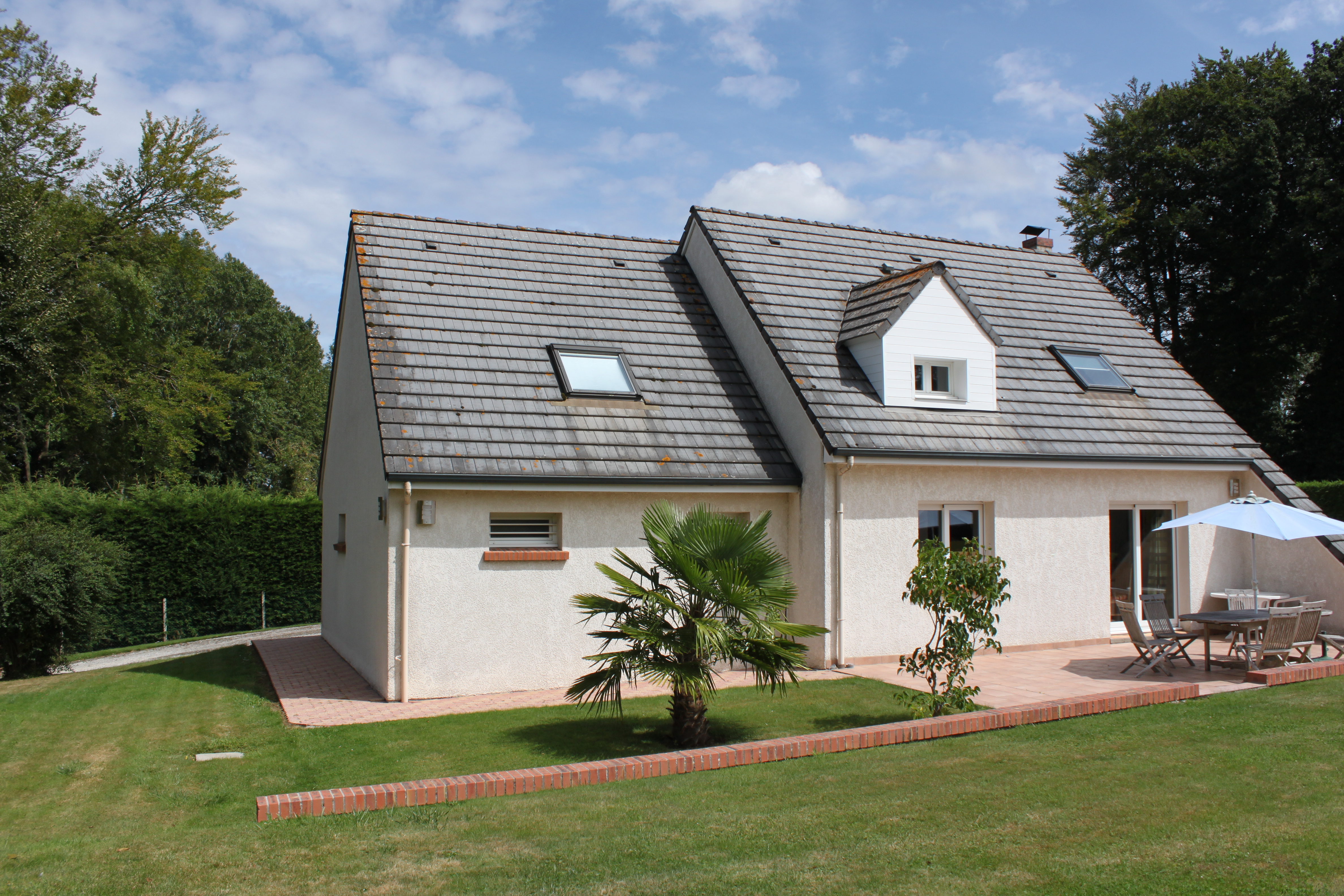 Quiet country house in Normandy