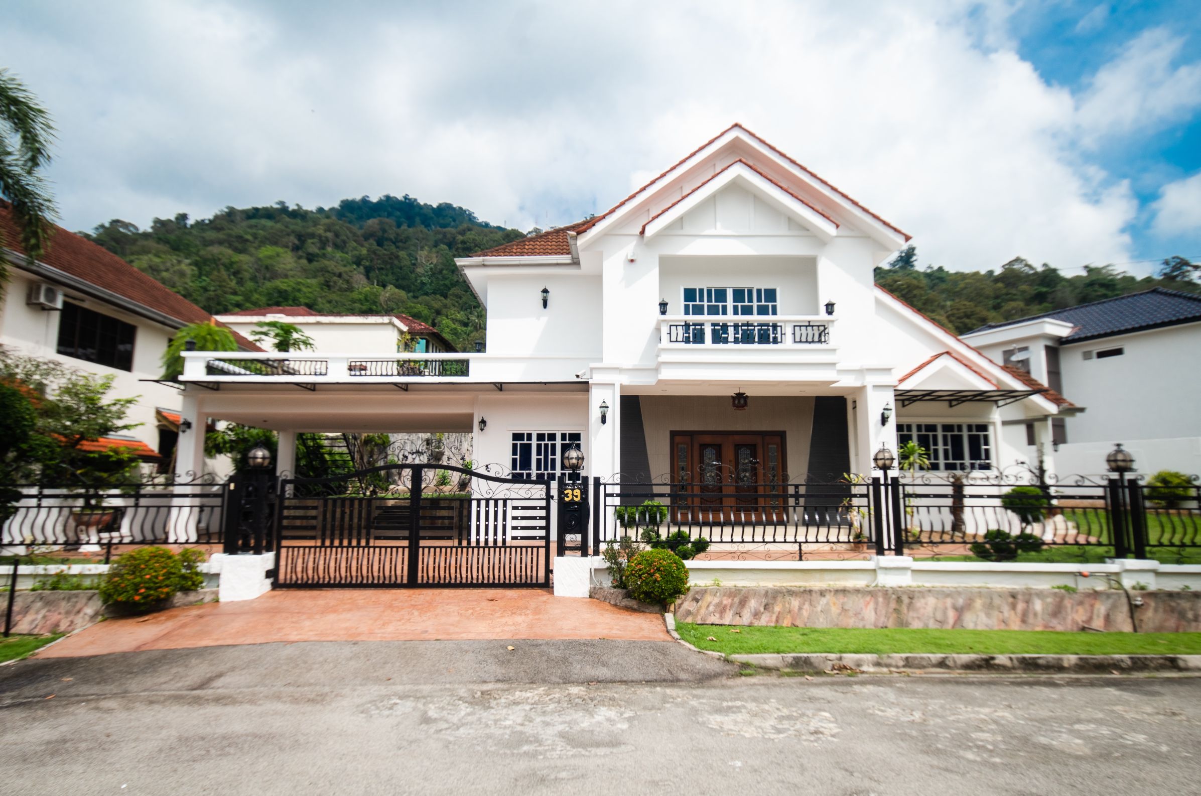 bungalow house in malaysia