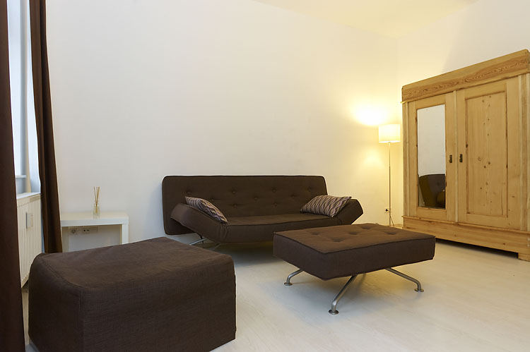 2 Room I 56 m² I Comfort I Balcony in Brunnenstr. Süd, Berlin
