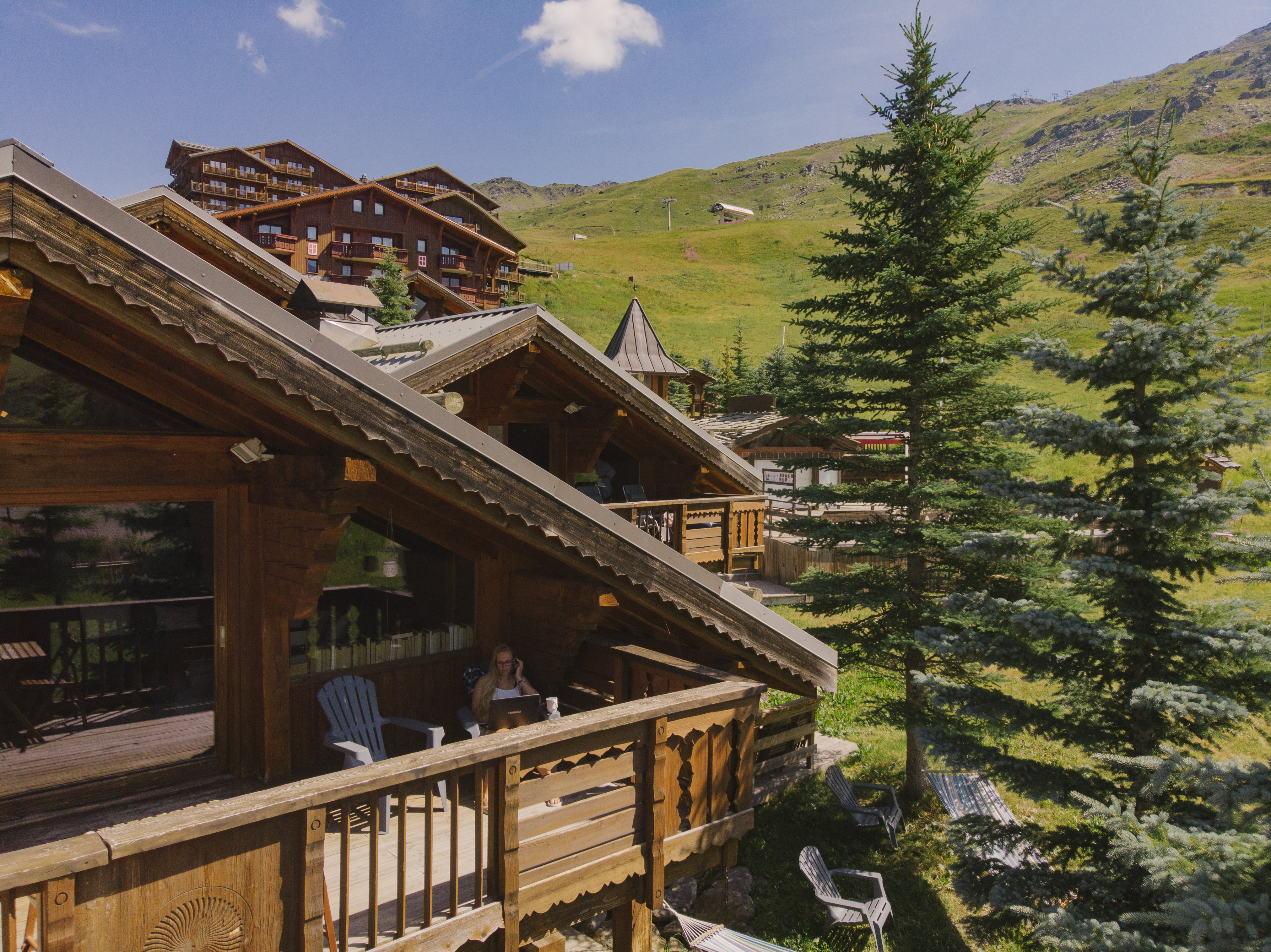 Stunning, large private chalet with Hot Tub