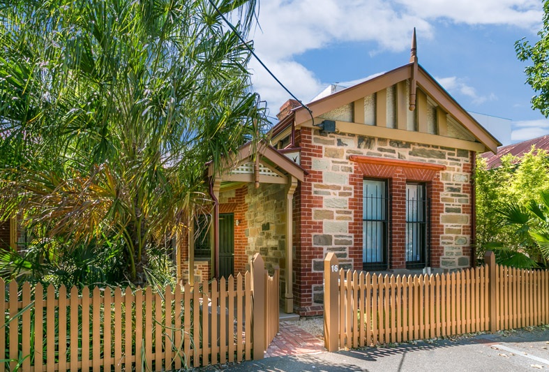 Luxurious 2 bedroom Cottage Houses for Rent in Adelaide, South