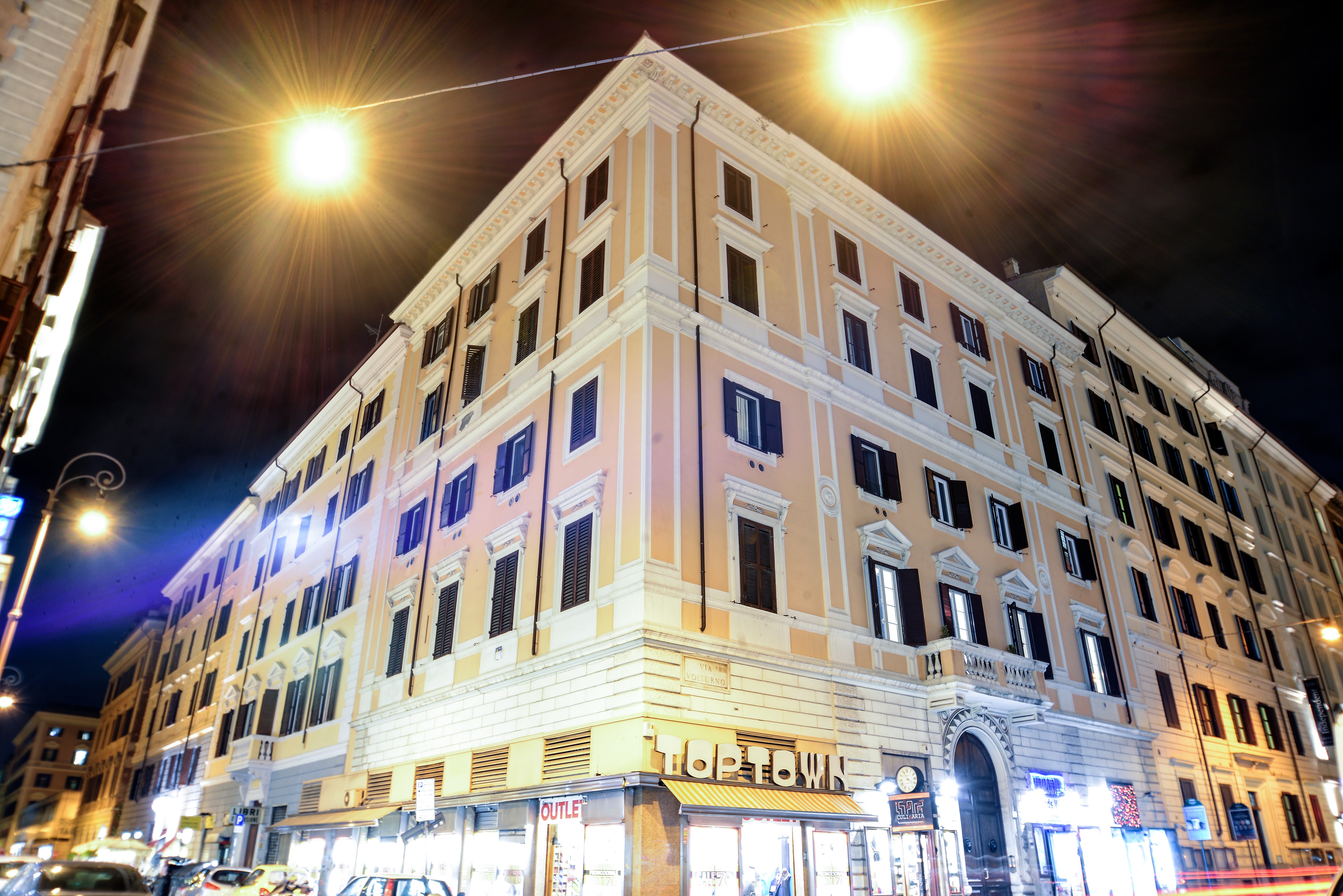 ☆☆☆☆☆ Italian Royal Suite ☆☆☆☆☆