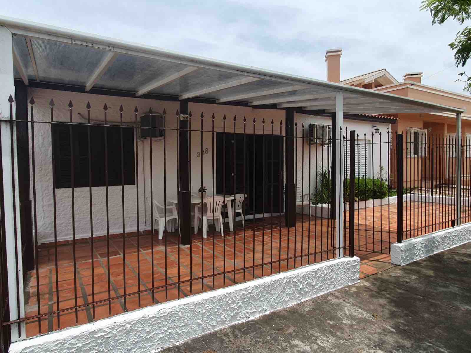 3 bedroom house near beach
