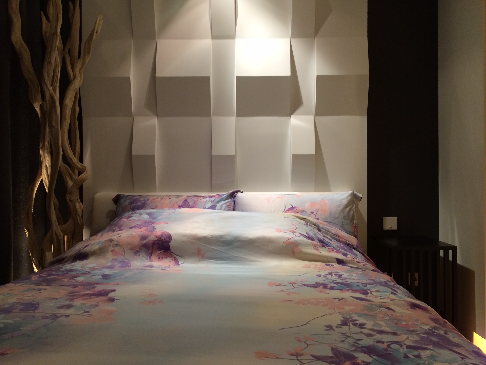 3min to BTS, Late Checkout, WiFi, Pool, BNH in Bang Rak, Bangkok