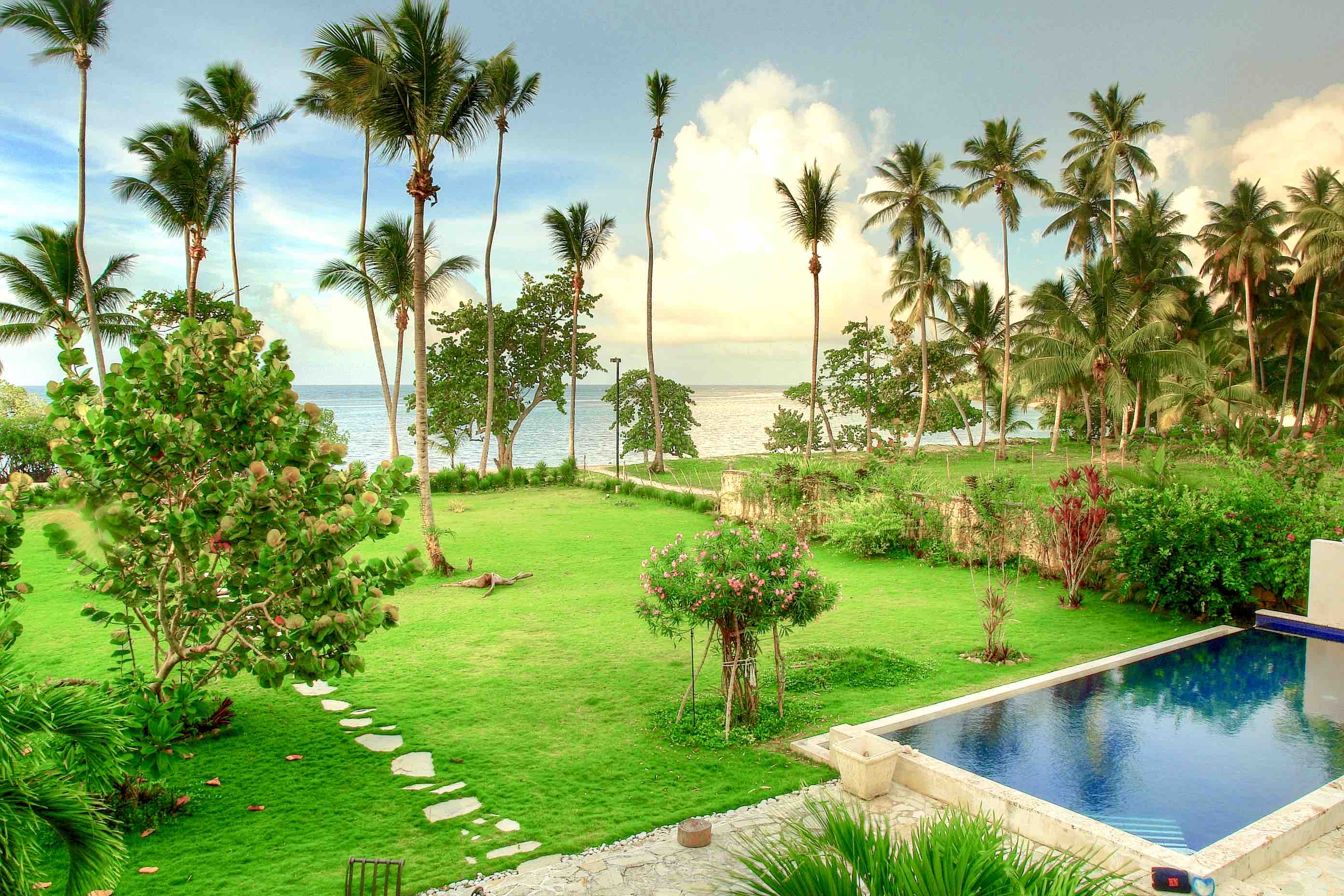 Resplendent Beachfront Villa on Idyllic Cove